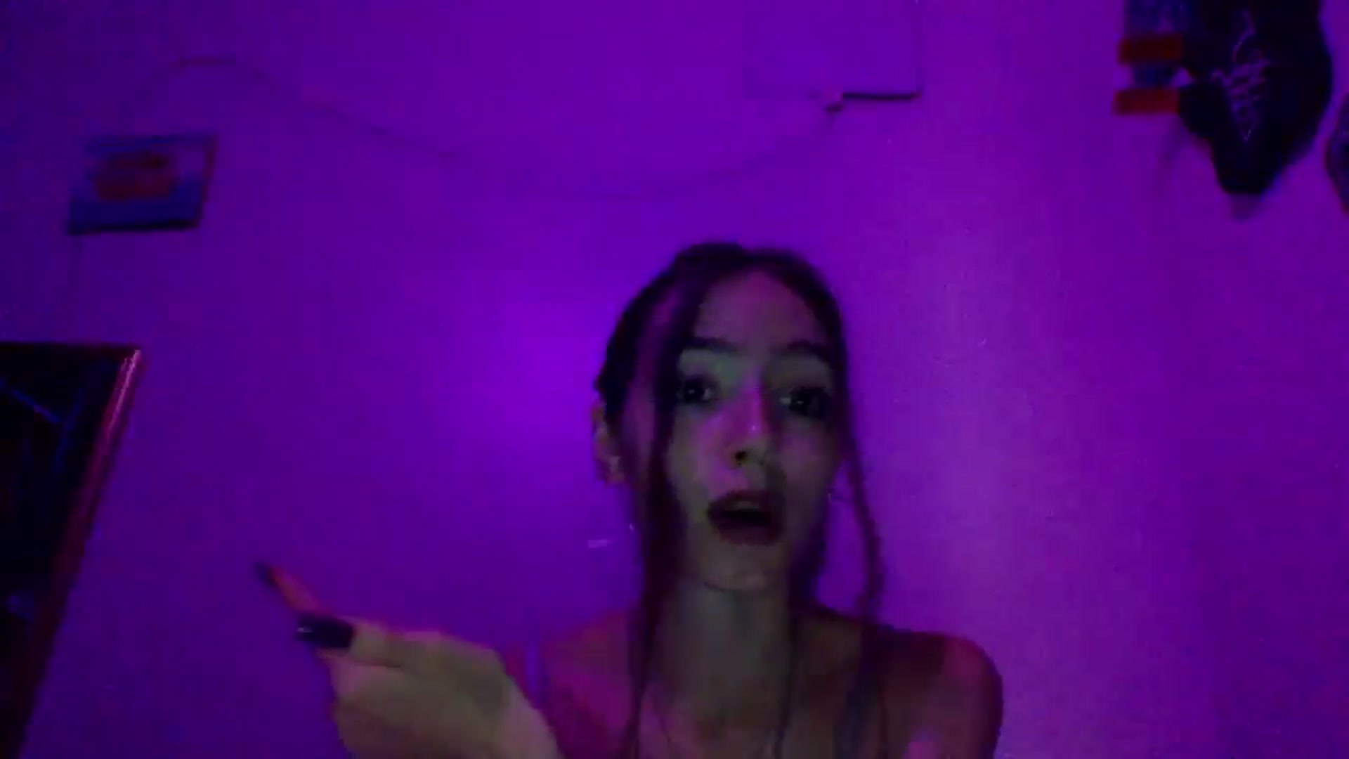 Gallery image thumbnail from GipsyDanger5's myfreecams stream on, 08/28/2024, 22:37 image 13 of 20
