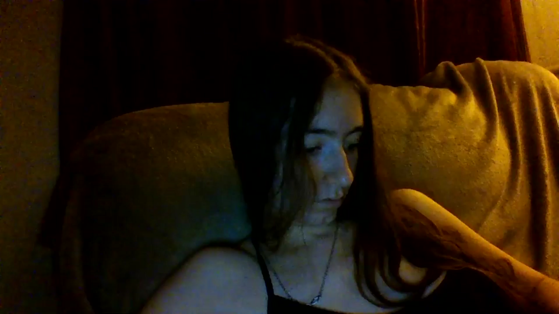 Gallery image thumbnail from GipsyDanger5's myfreecams stream on, 03/31/2025, 09:02 image 13 of 20