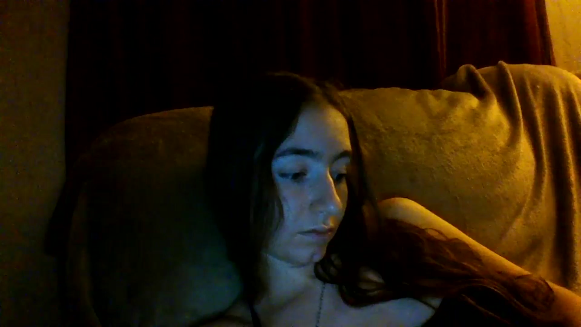 Gallery image thumbnail from GipsyDanger5's myfreecams stream on, 03/31/2025, 09:02 image 16 of 20
