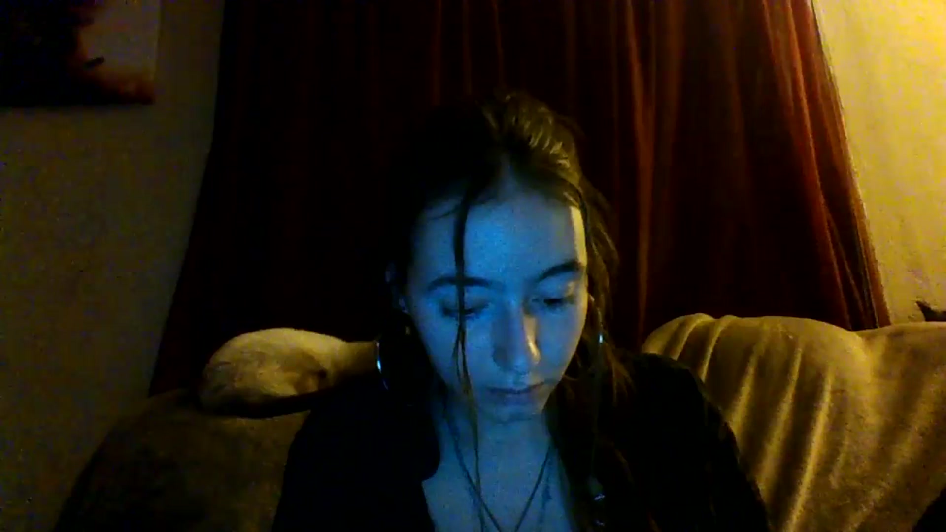 Gallery image thumbnail from GipsyDanger5's myfreecams stream on, 04/01/2025, 09:41 image 9 of 20