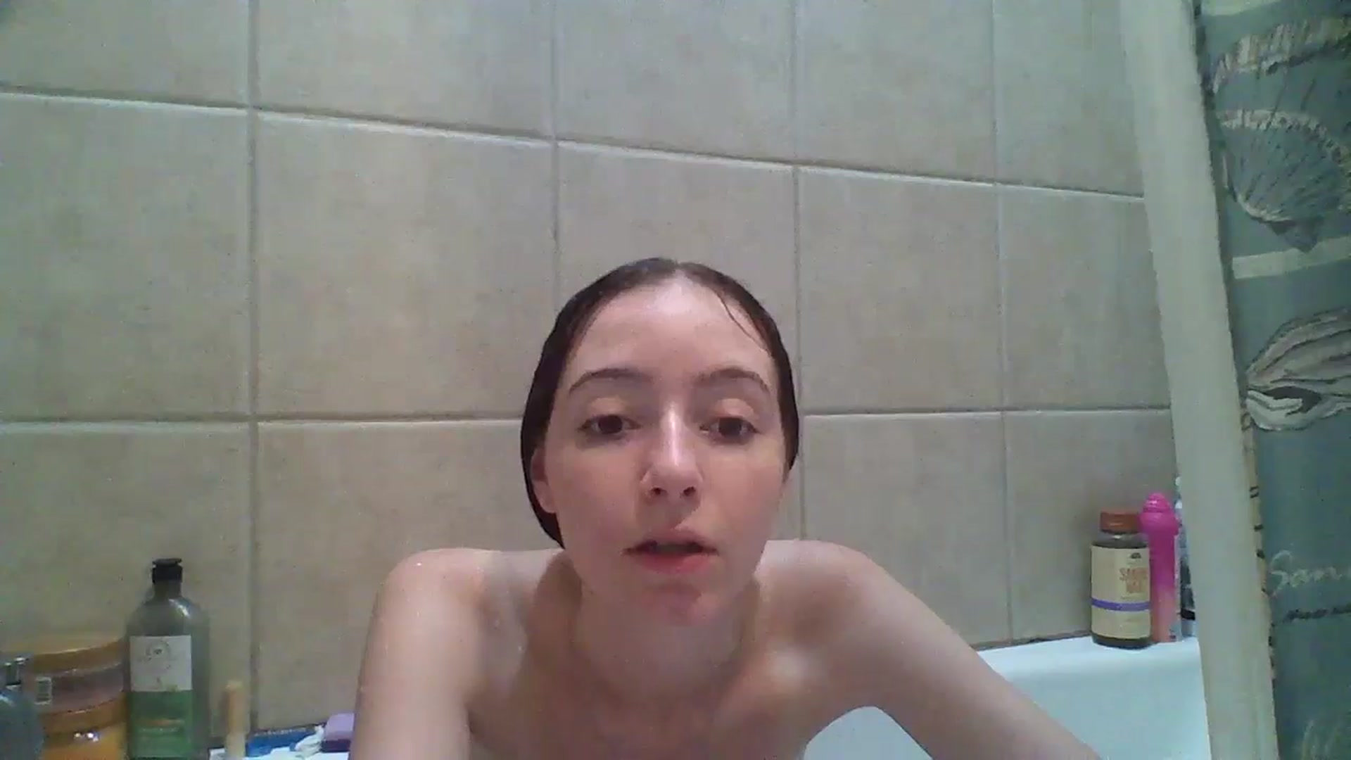 Gallery image thumbnail from GipsyDanger5's myfreecams stream on, 09/15/2025, 05:54 image 5 of 20