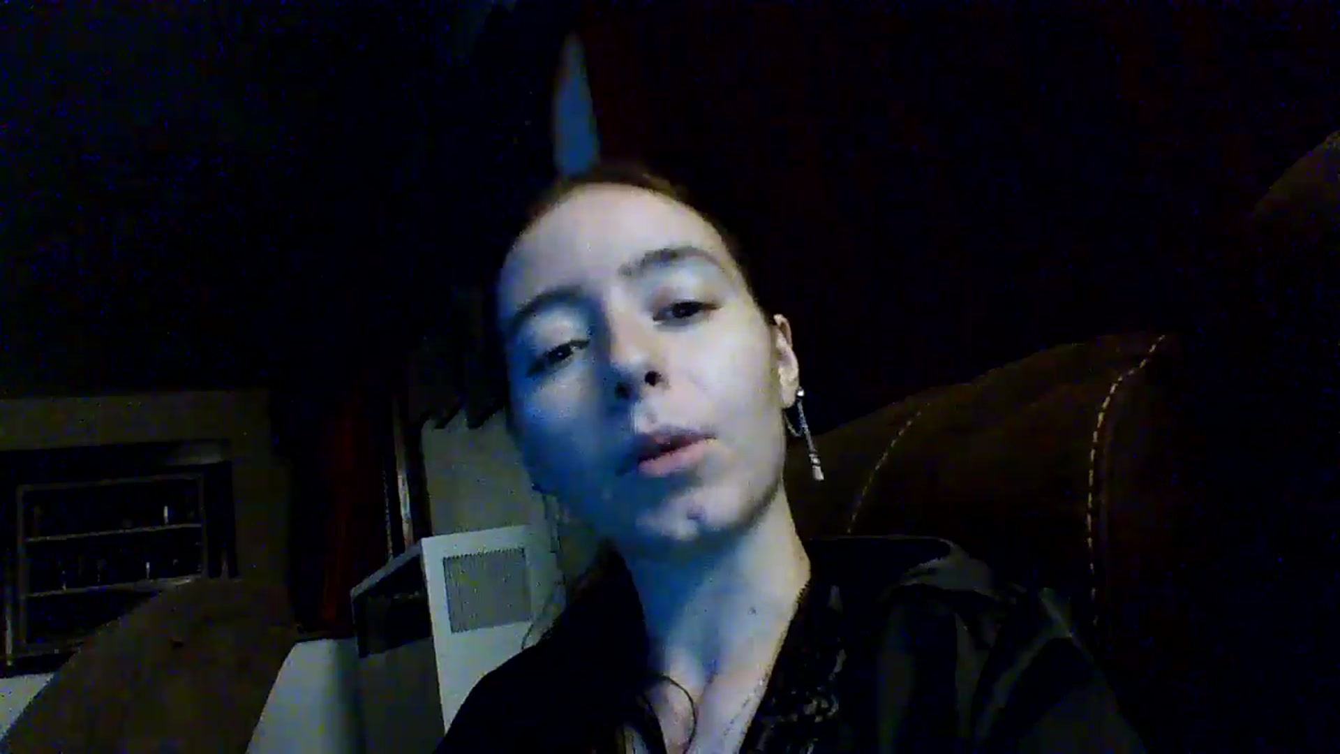 Gallery image thumbnail from GipsyDanger5's myfreecams stream on, 10/06/2025, 09:41 image 19 of 20