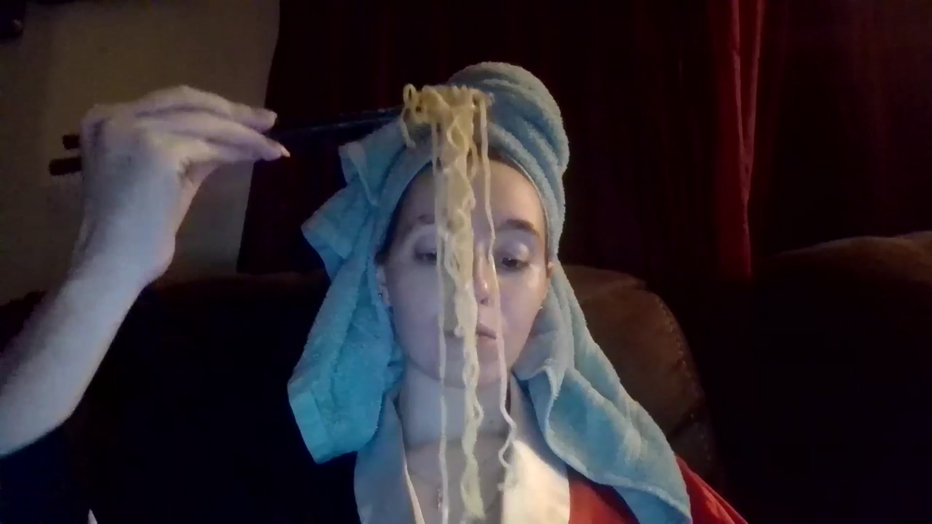 Gallery image thumbnail from GipsyDanger5's myfreecams stream on, 12/14/2025, 12:49 image 18 of 20