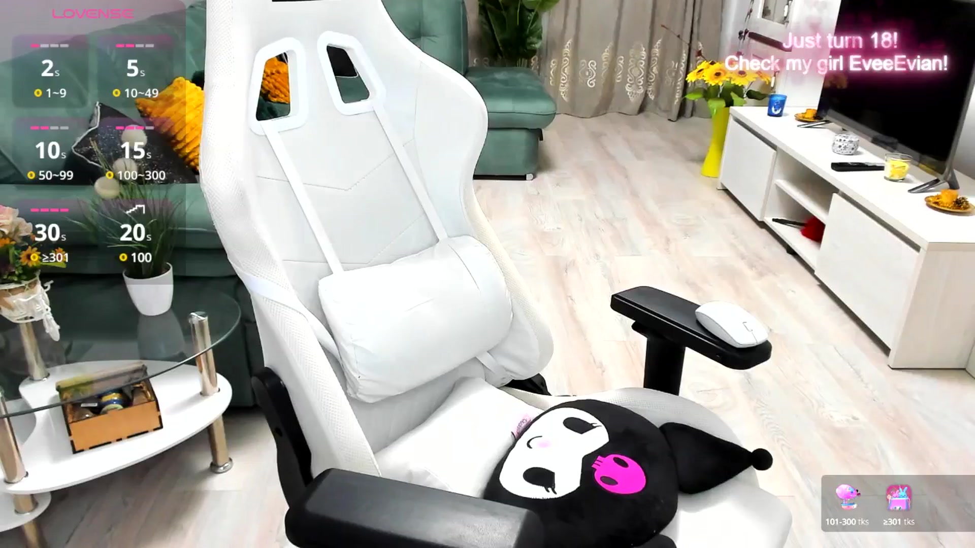 Gallery image thumbnail from Girl18ten's myfreecams stream on, 04/24/2025, 17:32 image 12 of 20