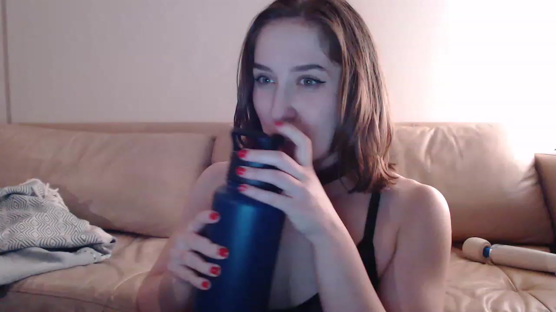 Gallery image thumbnail from GirlDepravity's myfreecams stream on, 02/03/2023, 03:23 image 14 of 20