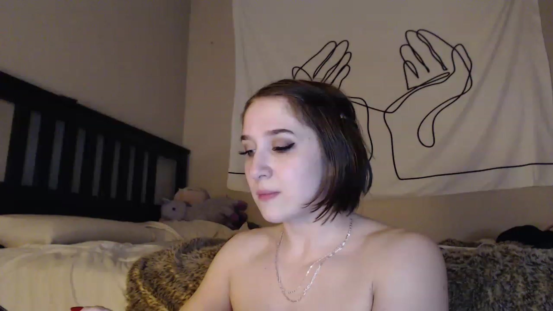 Gallery image thumbnail from GirlDepravity's myfreecams stream on, 02/16/2023, 02:43 image 6 of 20