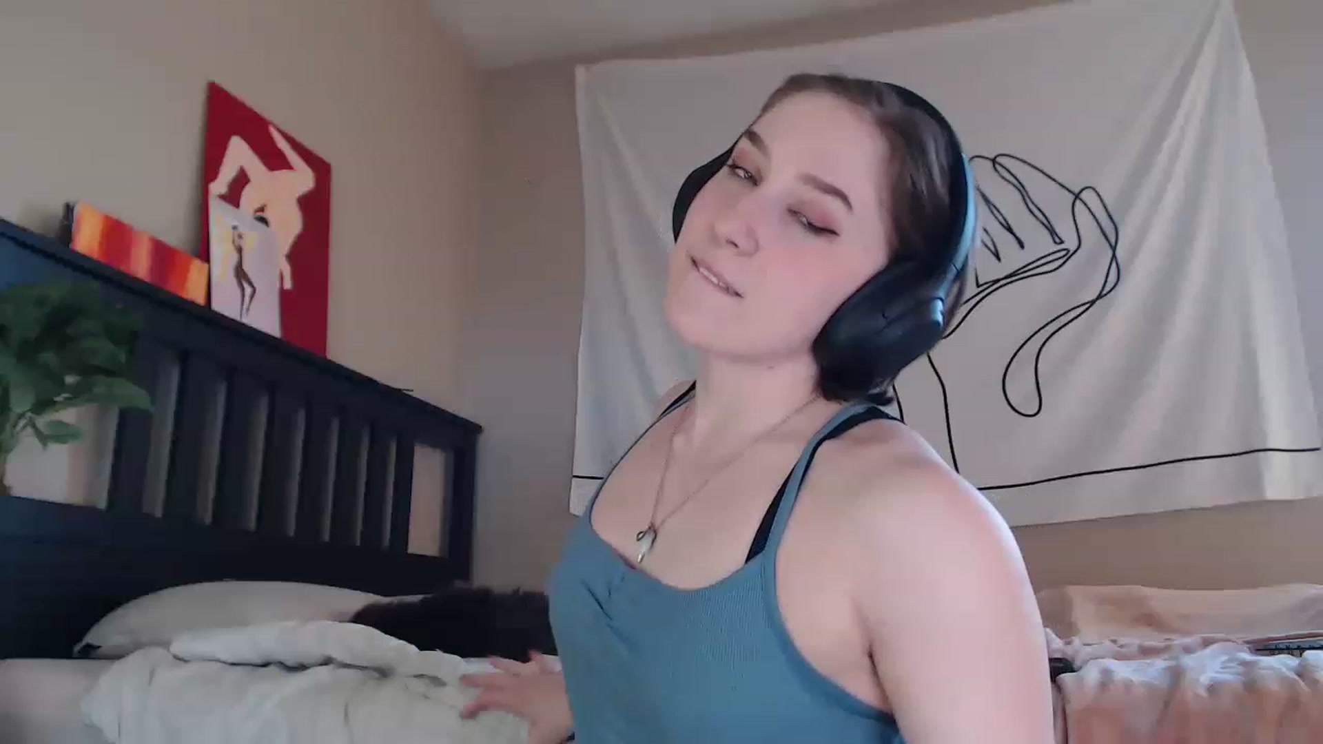 Gallery image thumbnail from GirlDepravity's myfreecams stream on, 02/26/2023, 22:50 image 10 of 20