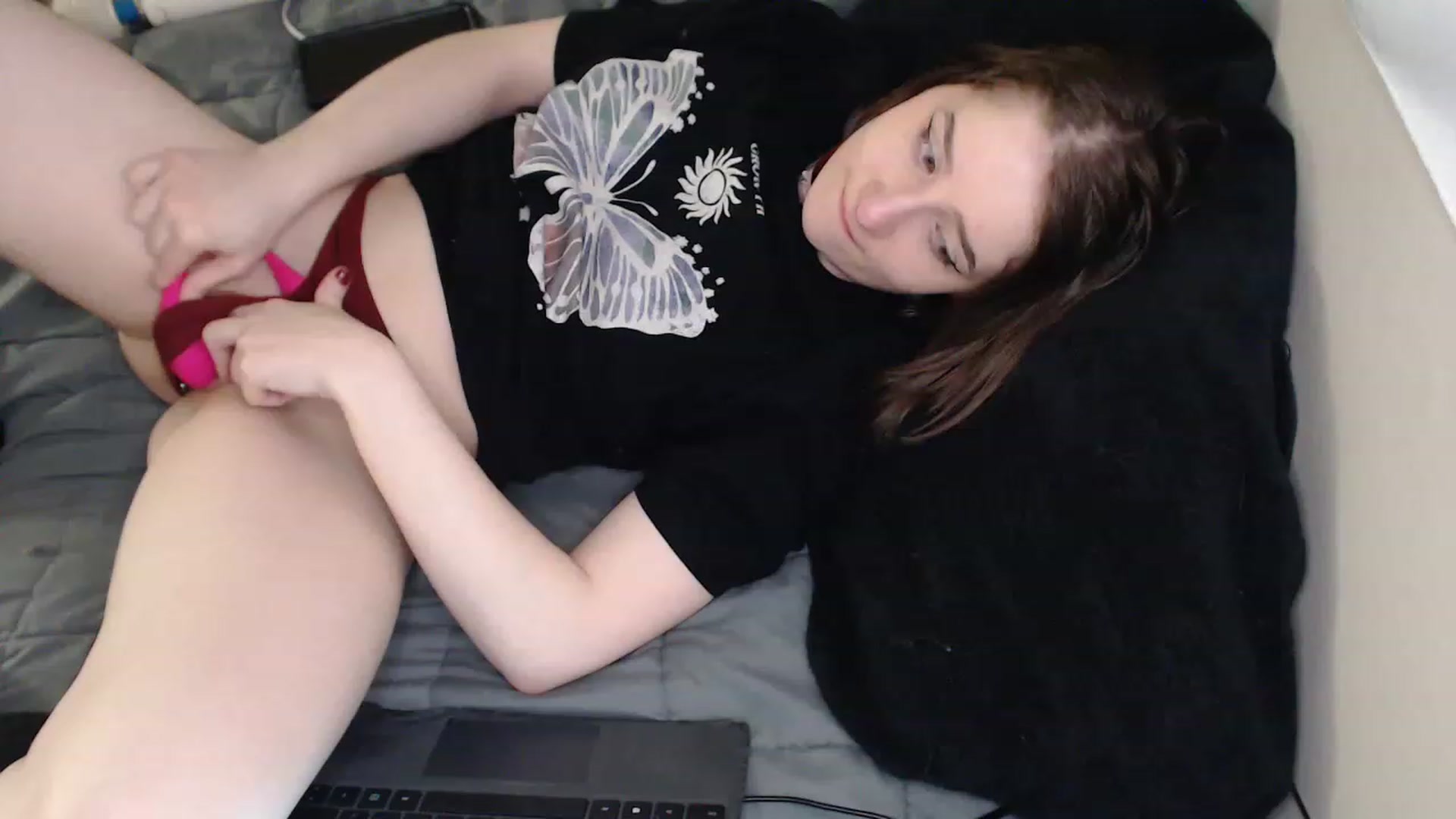 Gallery image thumbnail from GirlDepravity's myfreecams stream on, 03/17/2023, 02:01 image 1 of 20