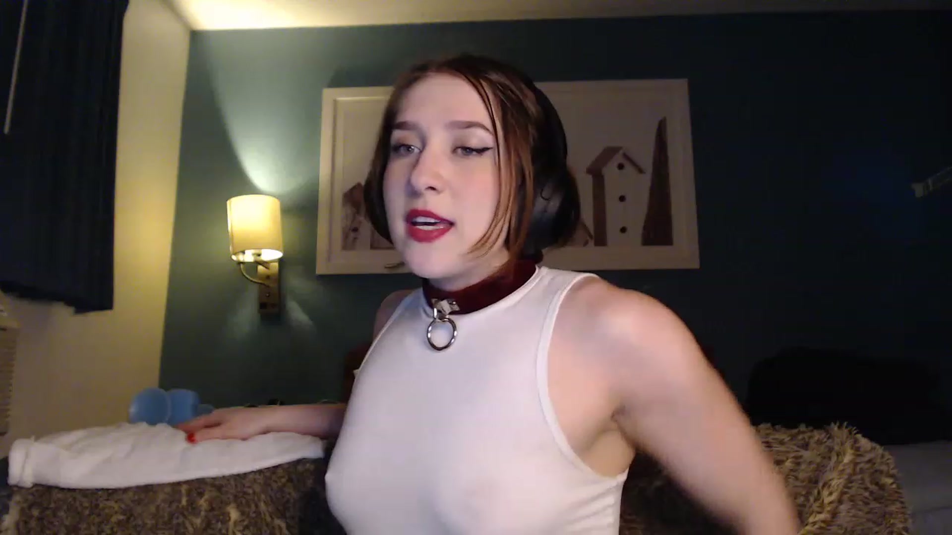 Gallery image thumbnail from GirlDepravity's myfreecams stream on, 04/16/2023, 02:21 image 9 of 20