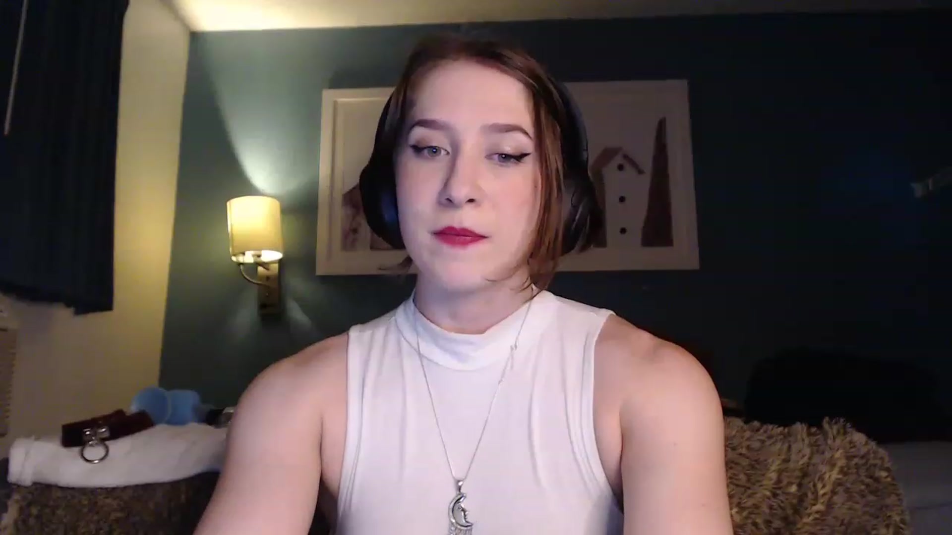 Gallery image thumbnail from GirlDepravity's myfreecams stream on, 04/16/2023, 02:21 image 8 of 20