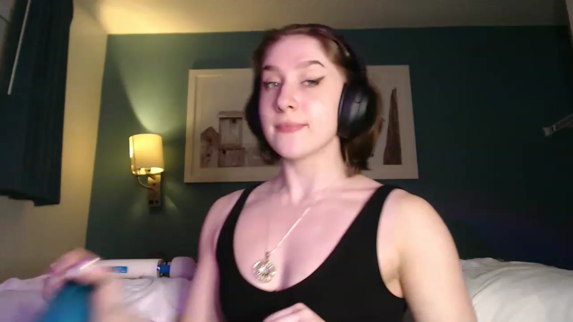 Gallery image thumbnail from GirlDepravity's myfreecams stream on, 04/28/2023, 02:29 image 2 of 20