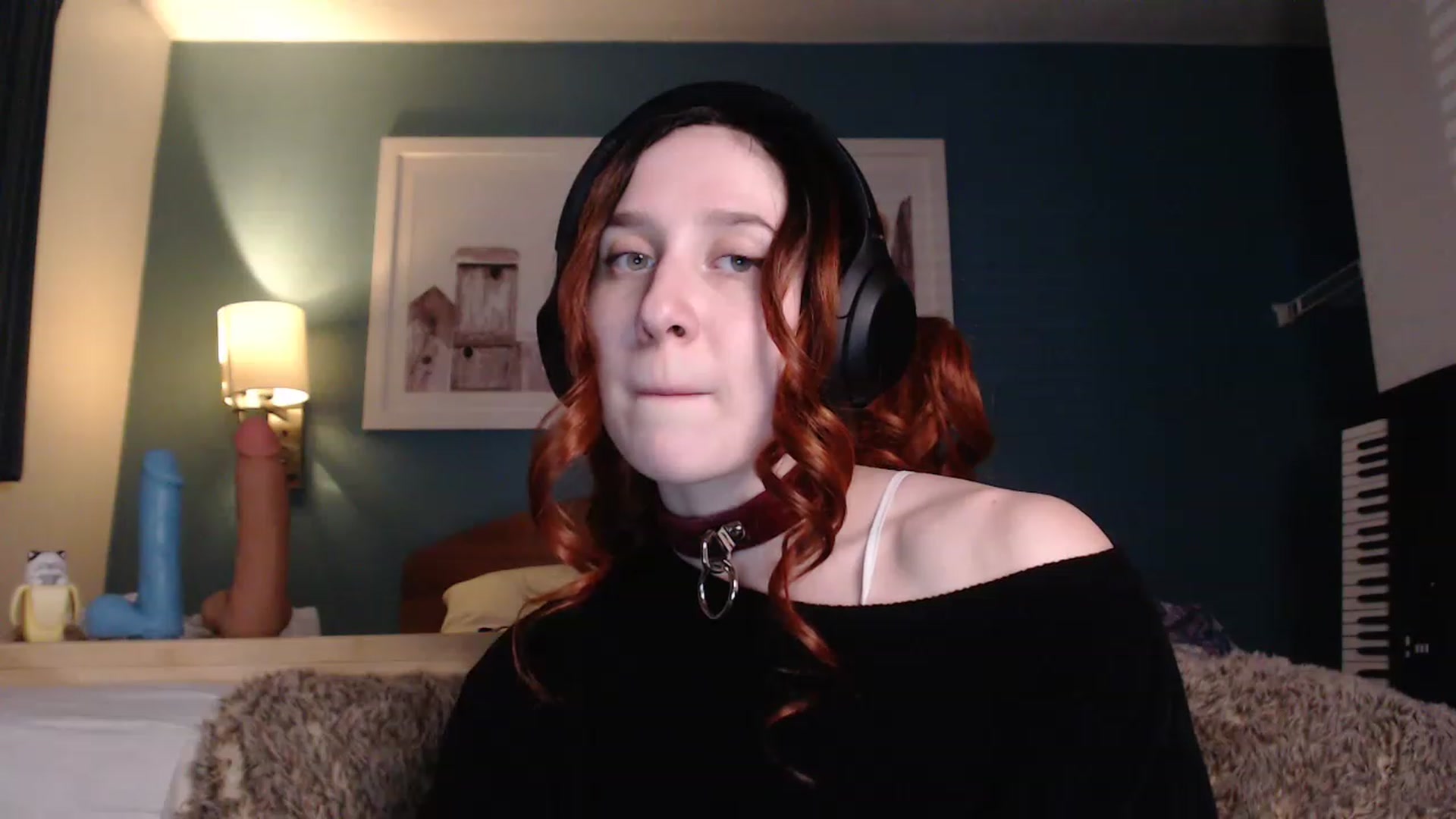 Gallery image thumbnail from GirlDepravity's myfreecams stream on, 05/05/2023, 03:02 image 16 of 20