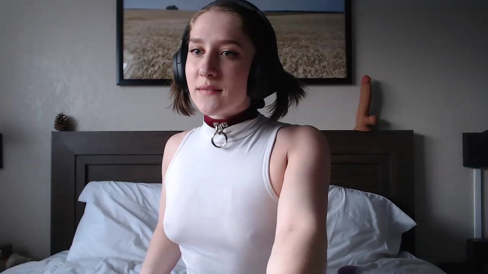 Gallery image thumbnail from GirlDepravity's myfreecams stream on, 05/28/2023, 24:08 image 10 of 20