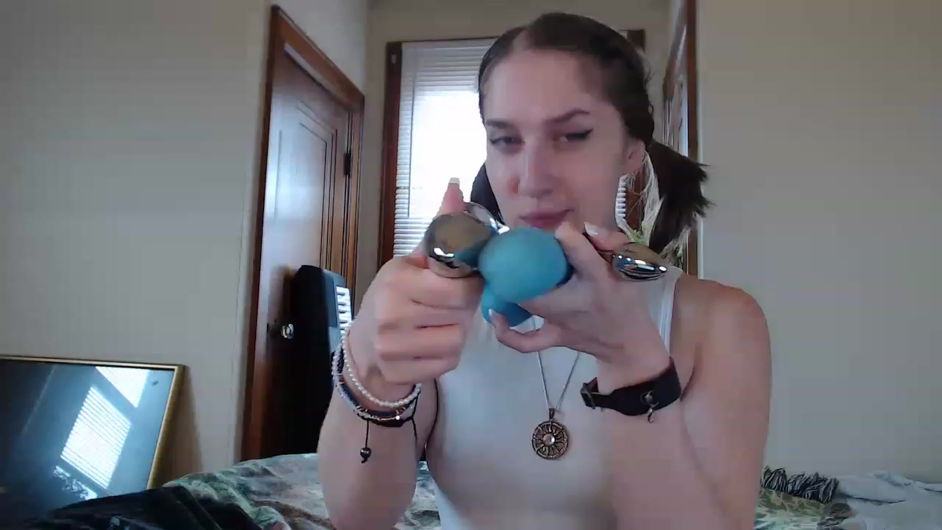 Gallery image thumbnail from GirlDepravity's myfreecams stream on, 06/20/2023, 21:34 image 1 of 20
