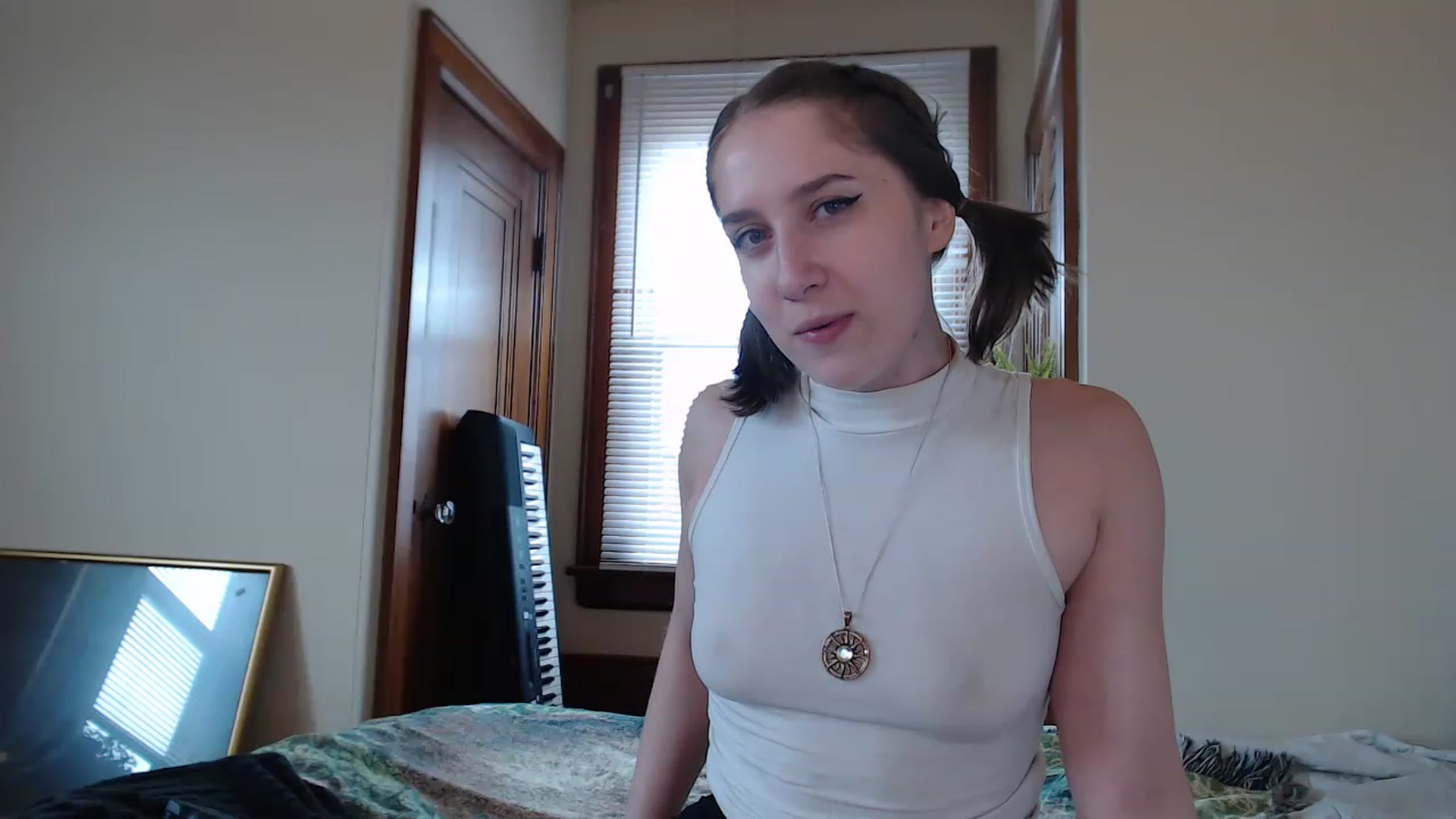 Gallery image thumbnail from GirlDepravity's myfreecams stream on, 06/20/2023, 21:34 image 4 of 20