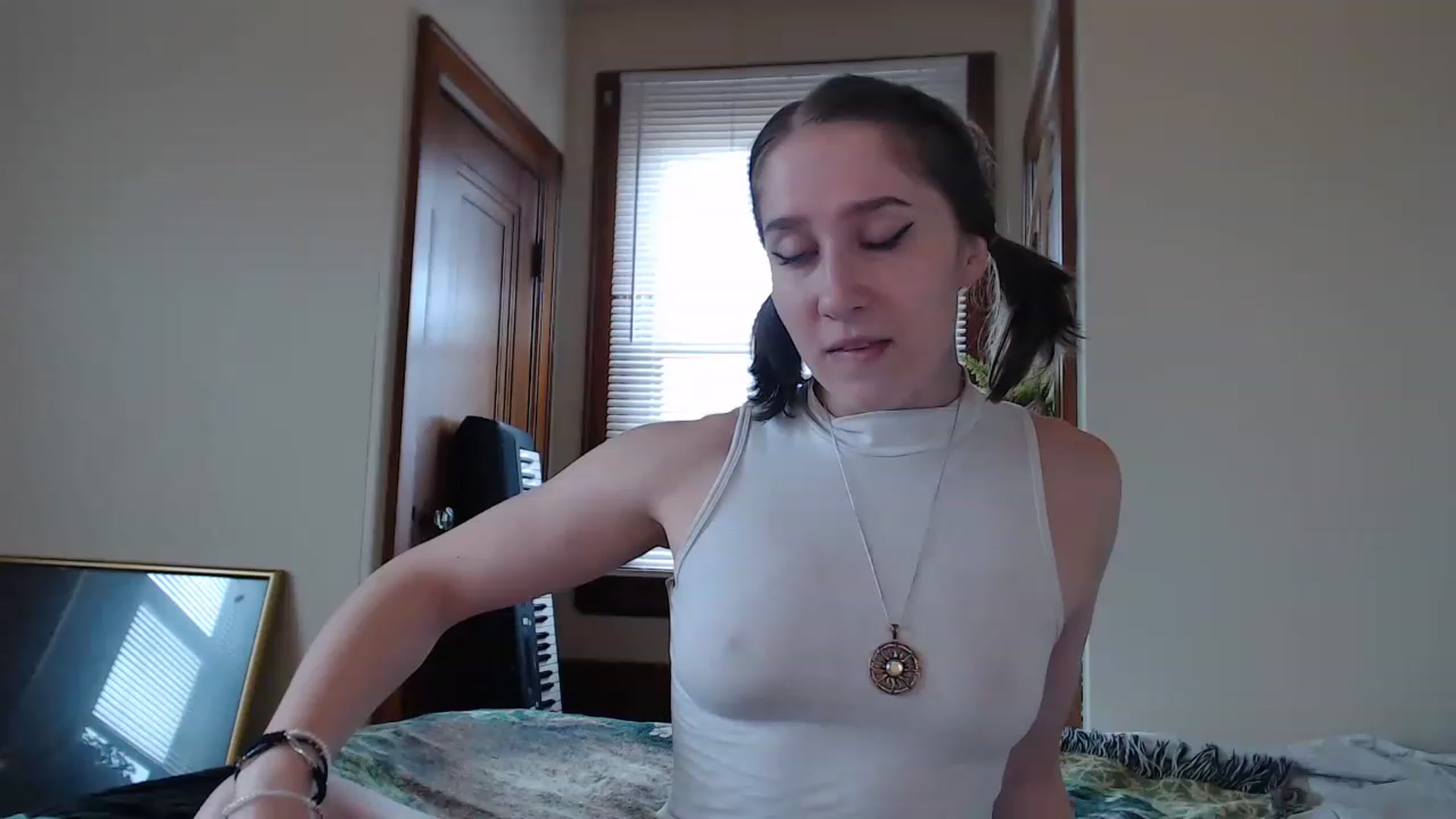 Gallery image thumbnail from GirlDepravity's myfreecams stream on, 06/20/2023, 21:34 image 19 of 20