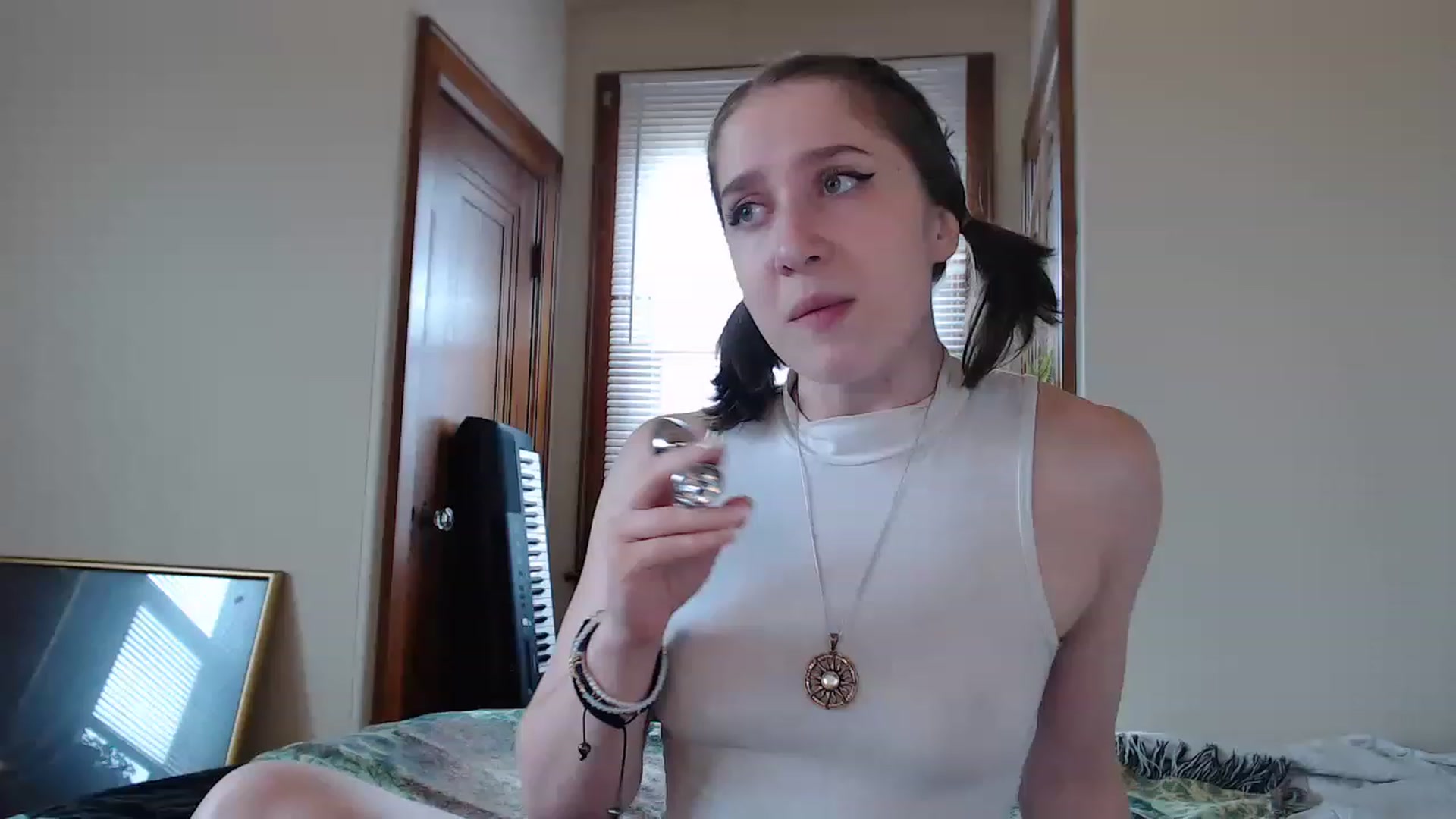 Gallery image thumbnail from GirlDepravity's myfreecams stream on, 06/20/2023, 21:34 image 20 of 20