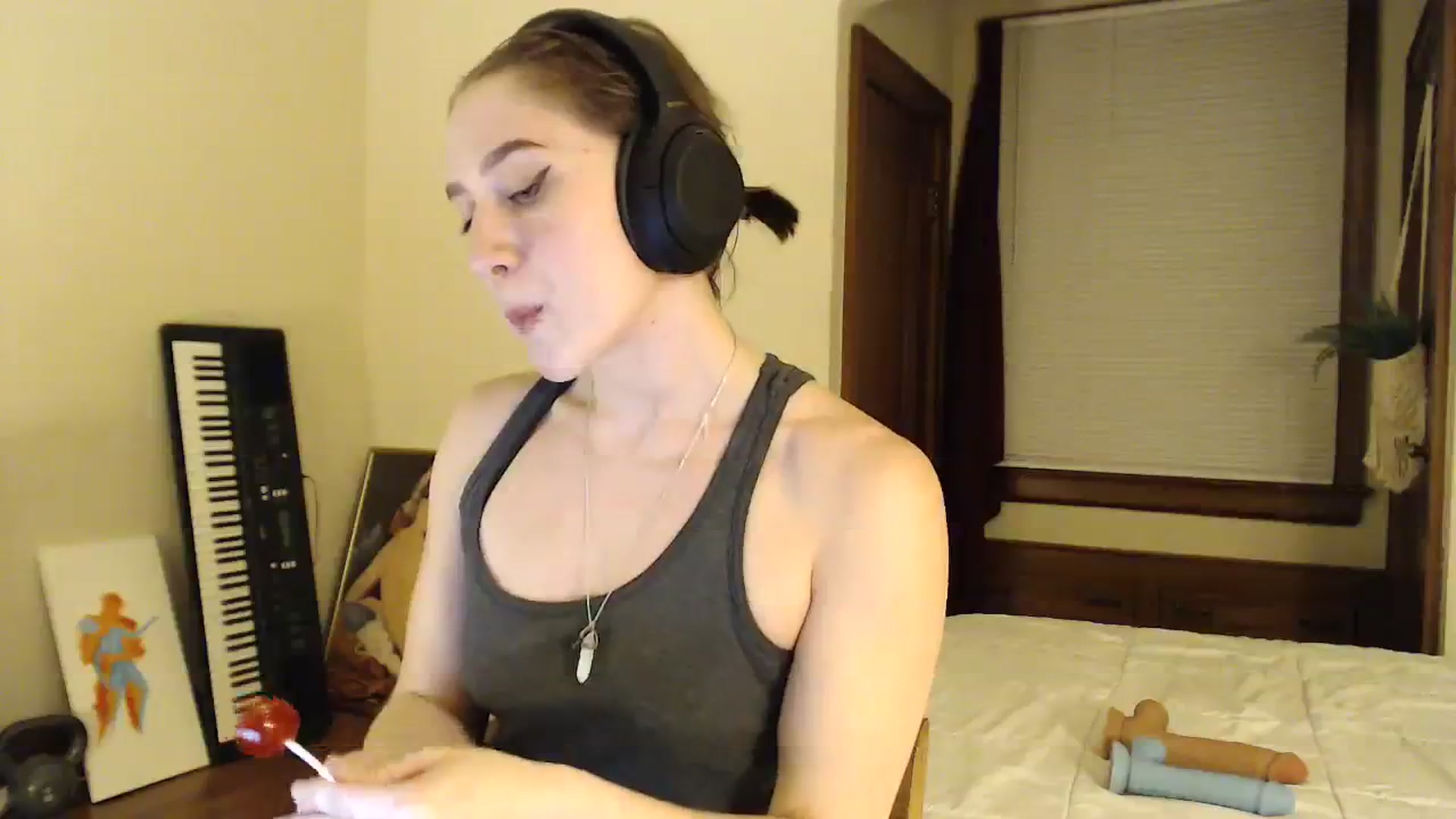 Gallery image thumbnail from GirlDepravity's myfreecams stream on, 09/11/2023, 02:05 image 6 of 20