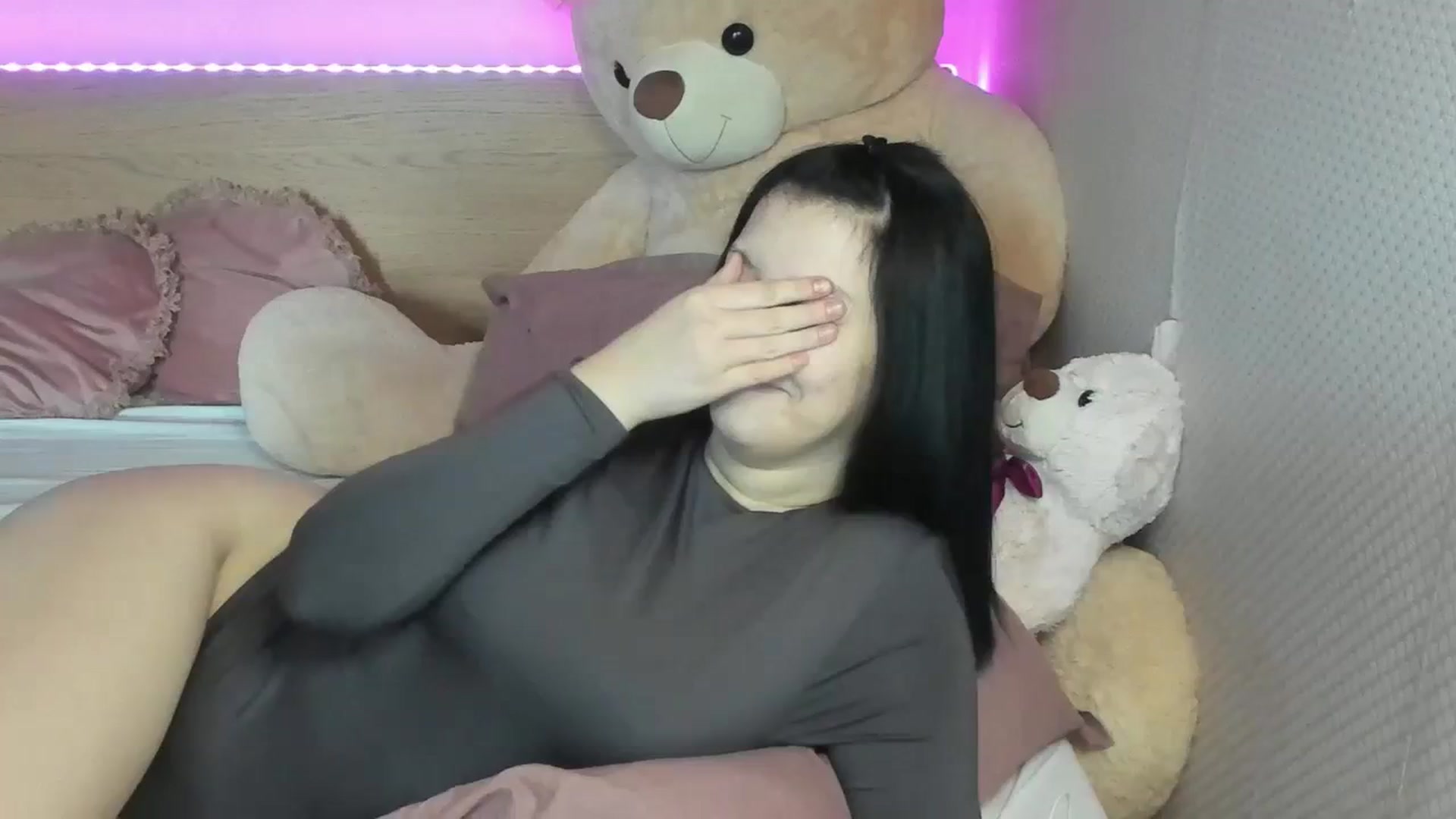 Gallery image thumbnail from GirlNextDoor's myfreecams stream on, 01/19/2024, 09:11 image 1 of 20