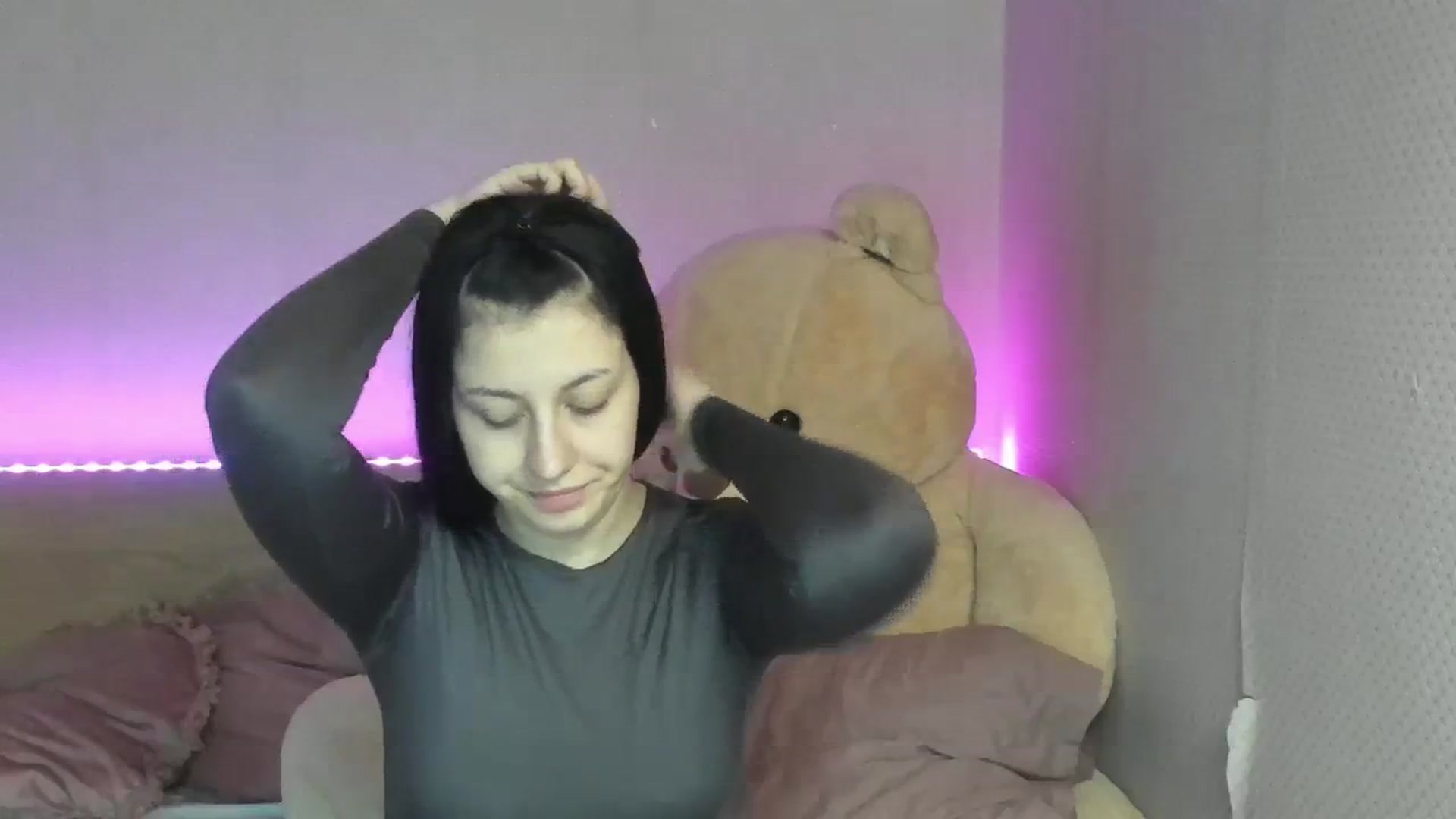 Gallery image thumbnail from GirlNextDoor's myfreecams stream on, 01/19/2024, 13:40 image 18 of 20