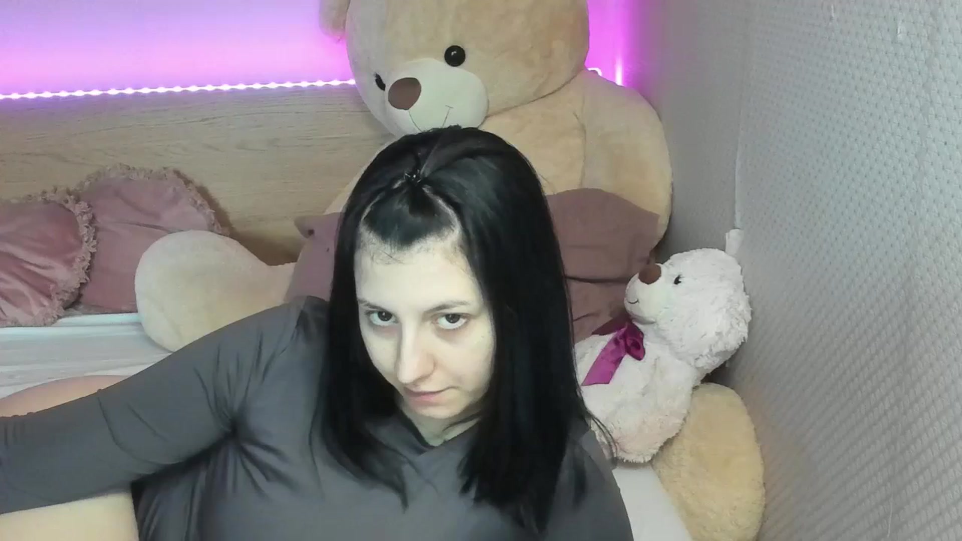 Gallery image thumbnail from GirlNextDoor's myfreecams stream on, 01/19/2024, 13:40 image 11 of 20