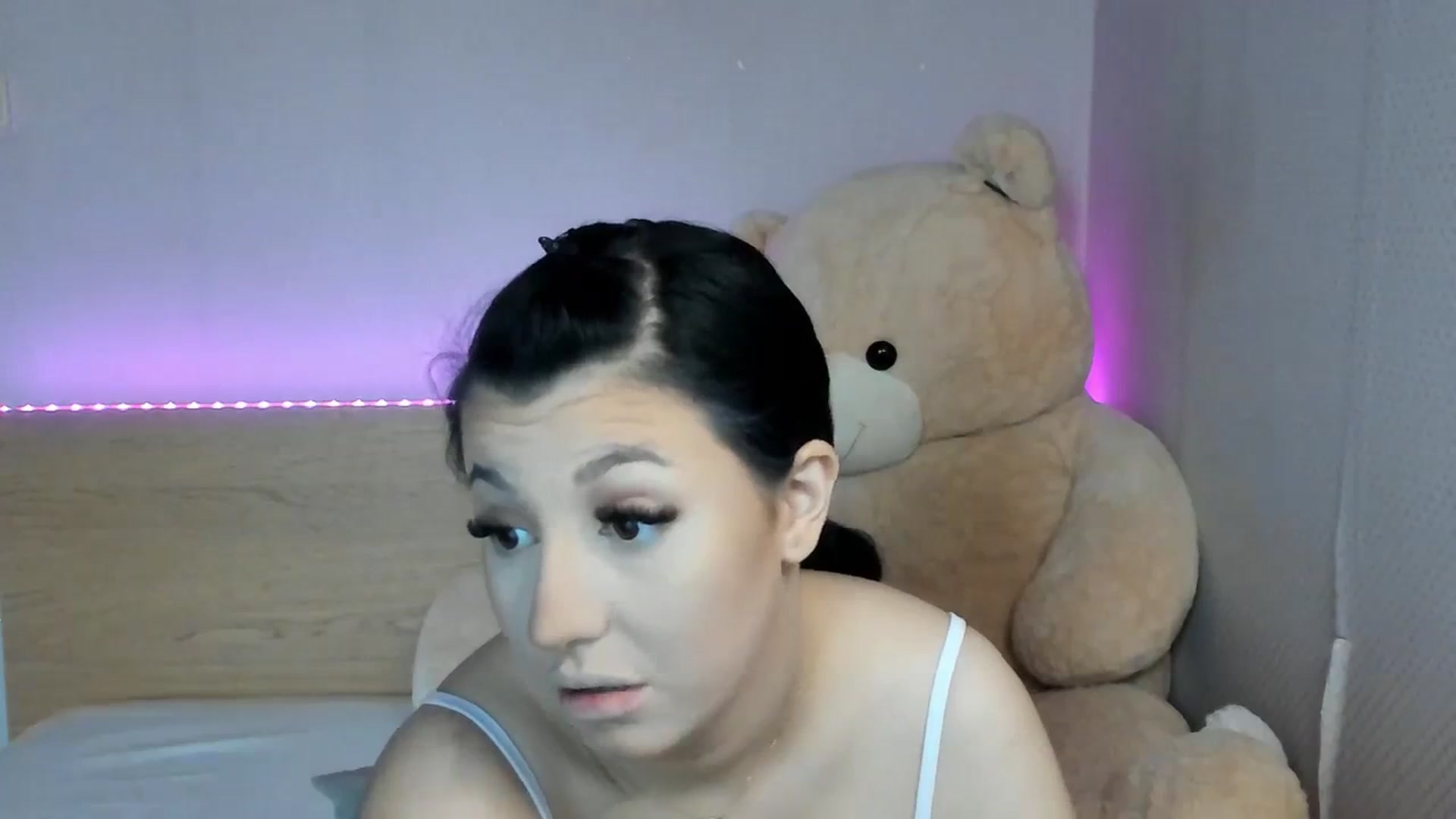 Gallery image thumbnail from GirlNextDoor's myfreecams stream on, 01/23/2024, 12:29 image 7 of 20