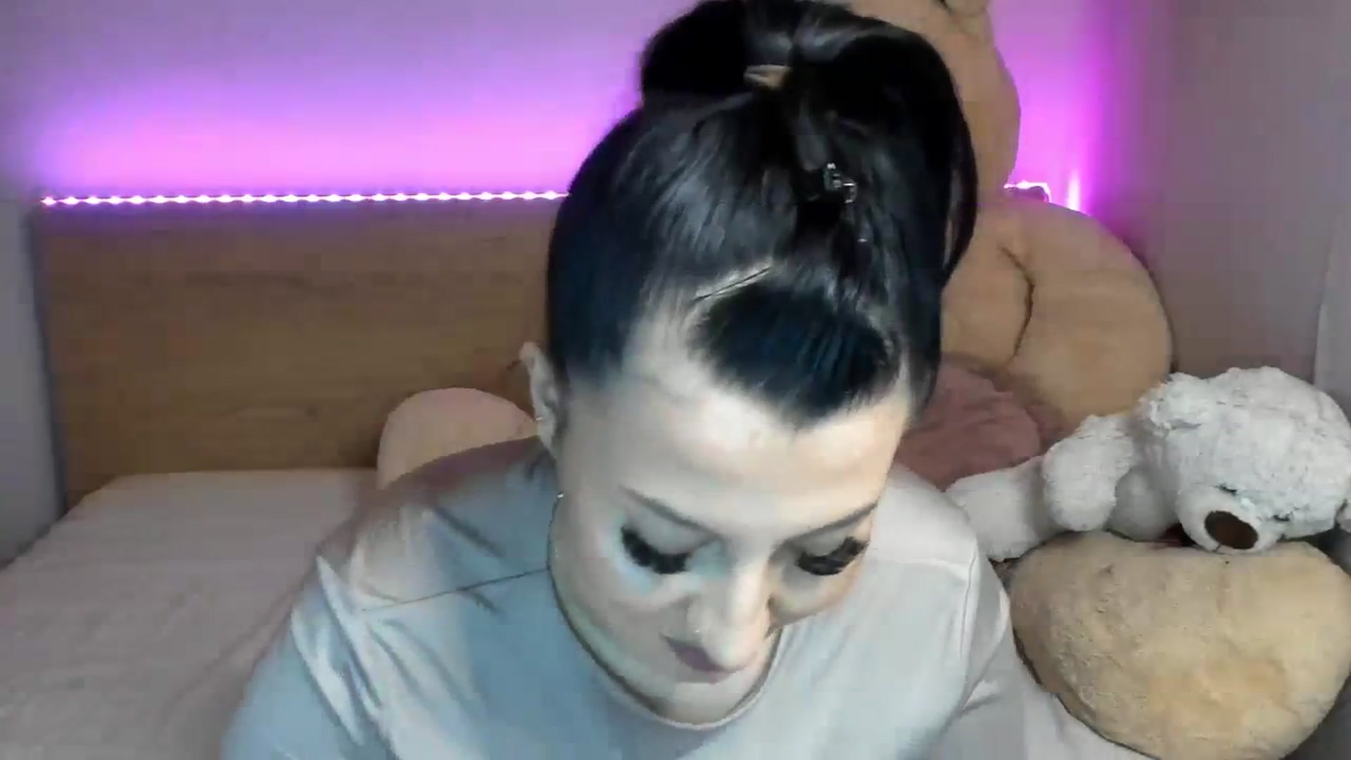 Gallery image thumbnail from GirlNextDoor's myfreecams stream on, 01/25/2024, 13:24 image 18 of 20
