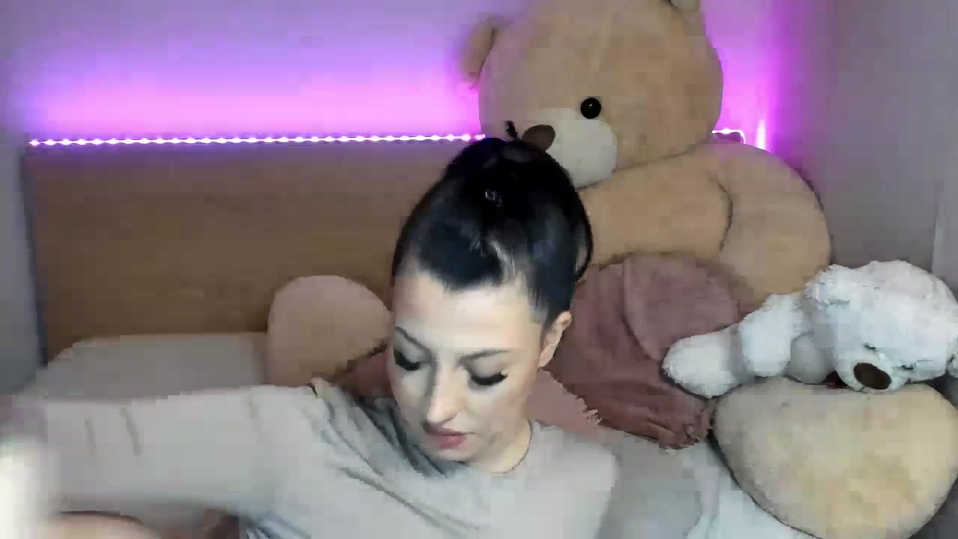 Gallery image thumbnail from GirlNextDoor's myfreecams stream on, 01/25/2024, 13:42 image 9 of 20