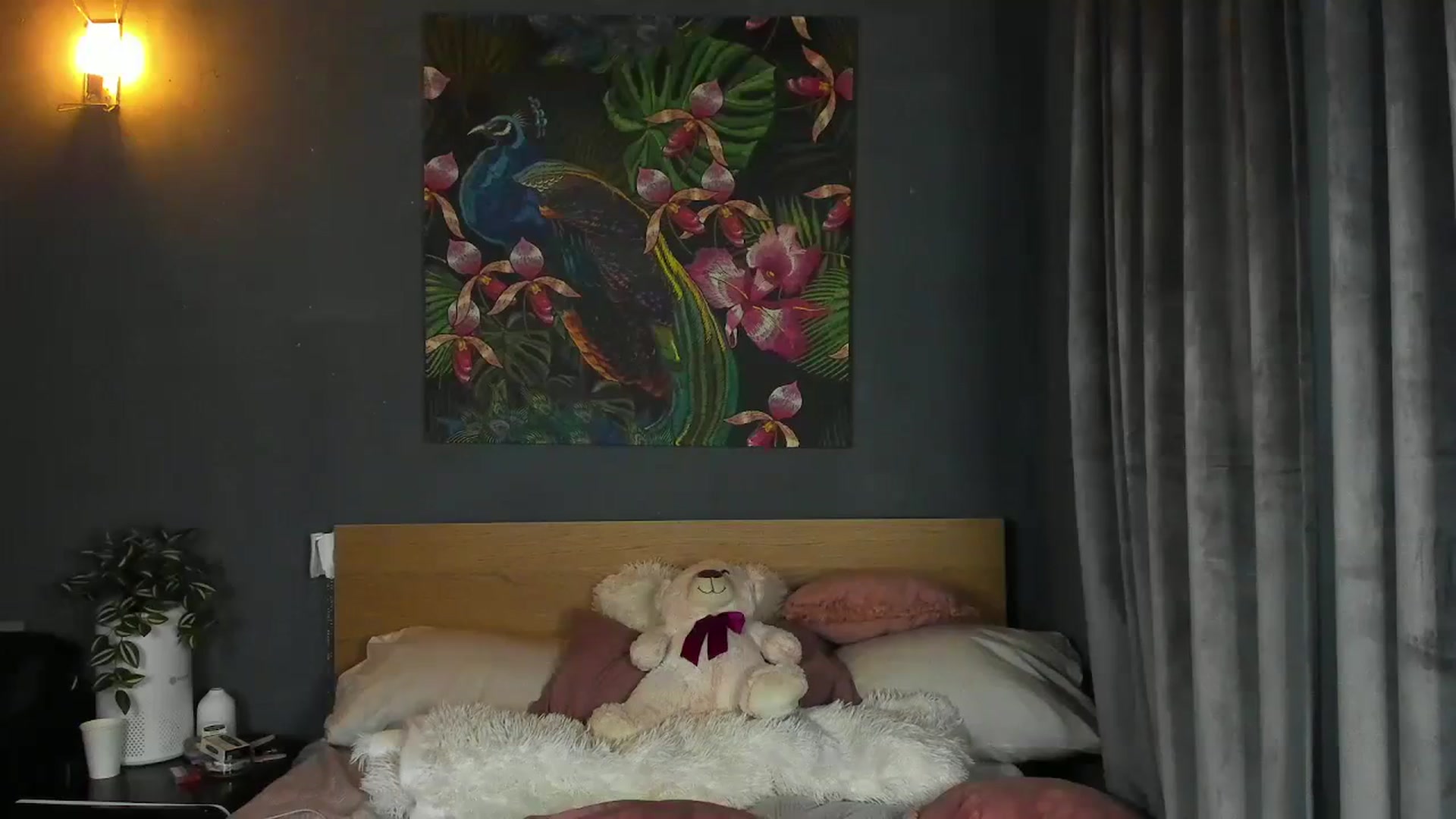 Gallery image thumbnail from GirlNextDoor's myfreecams stream on, 04/07/2024, 21:20 image 11 of 20