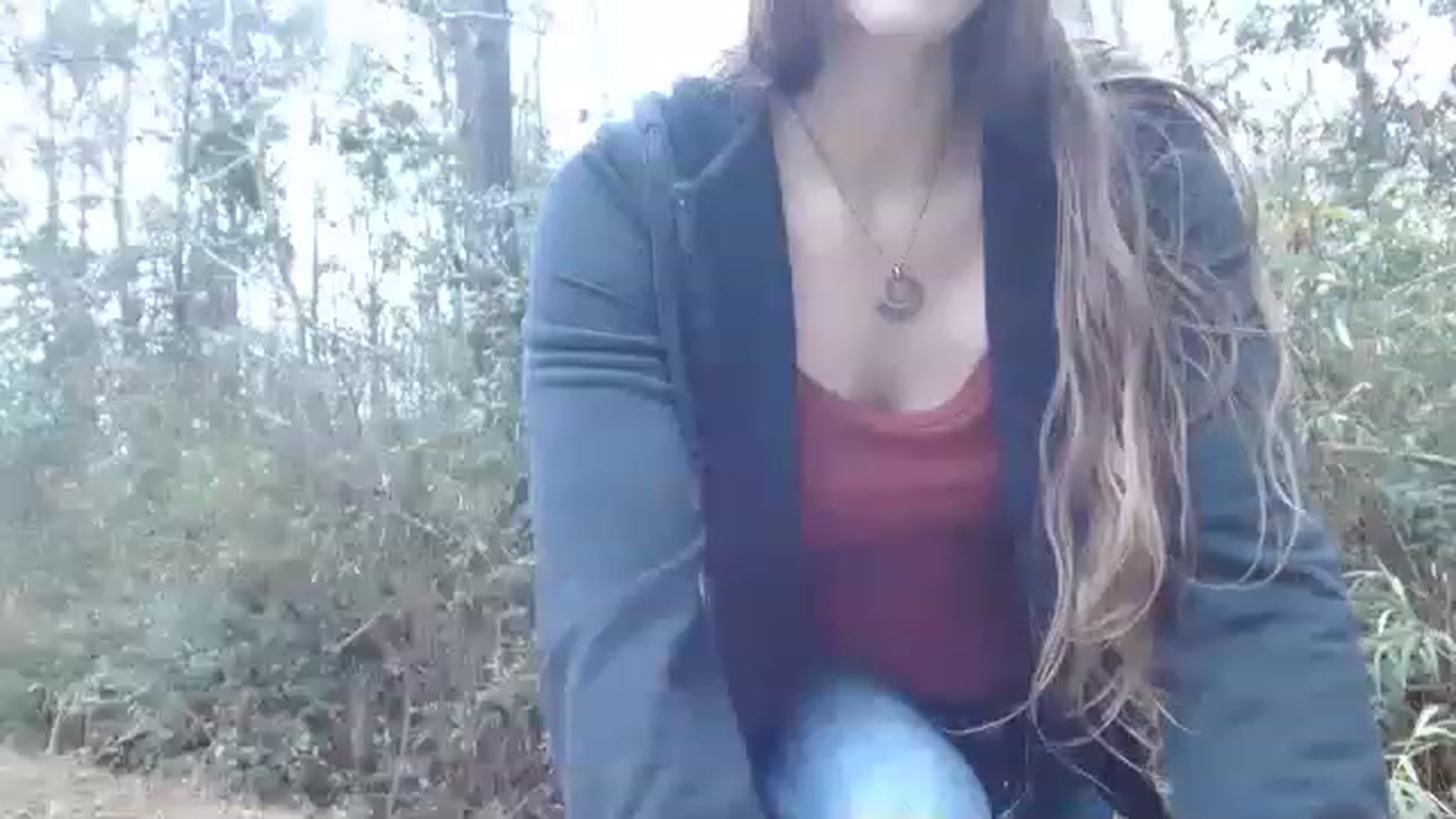 Gallery image thumbnail from GirlOffGrid's myfreecams stream on, 12/22/2022, 21:07 image 20 of 20