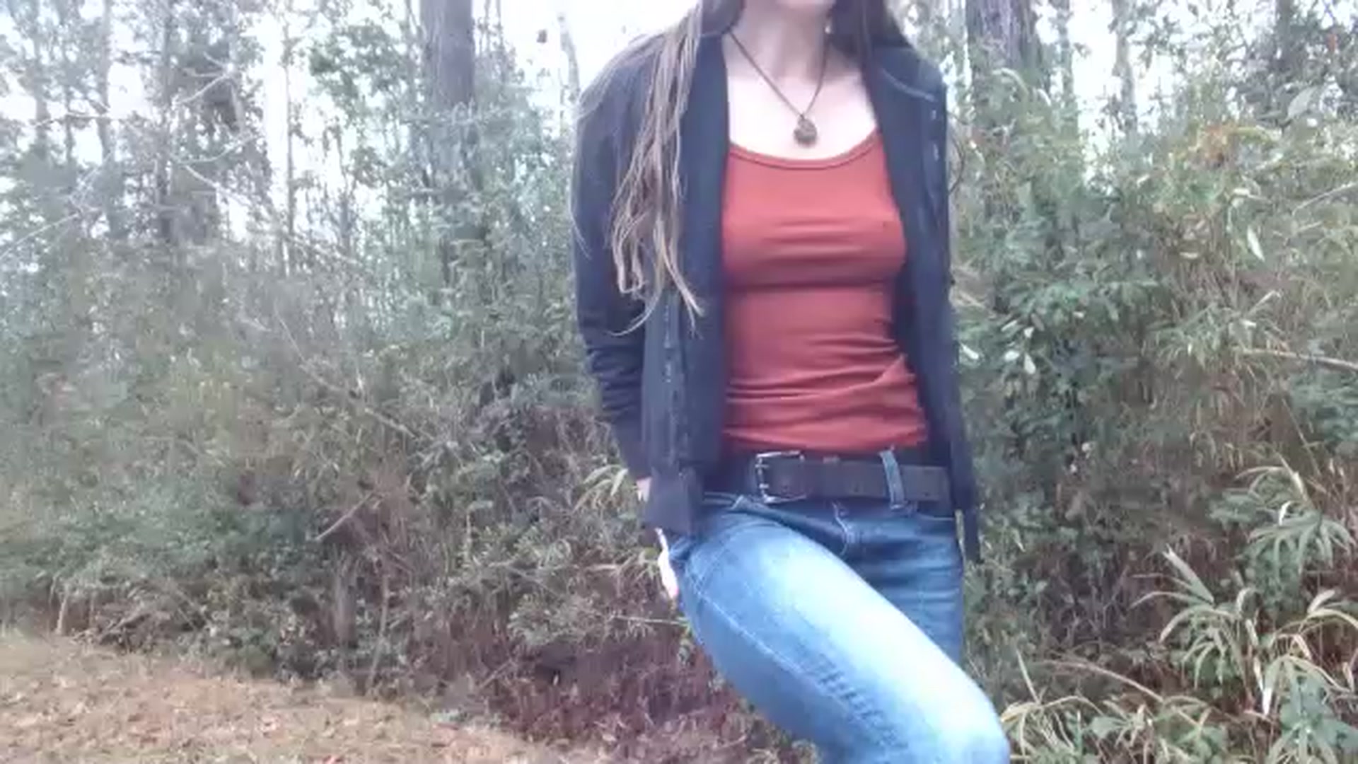 Gallery image thumbnail from GirlOffGrid's myfreecams stream on, 12/22/2022, 21:07 image 6 of 20
