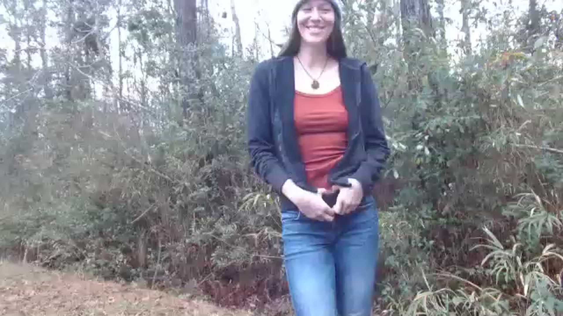 Gallery image thumbnail from GirlOffGrid's myfreecams stream on, 12/22/2022, 21:07 image 5 of 20