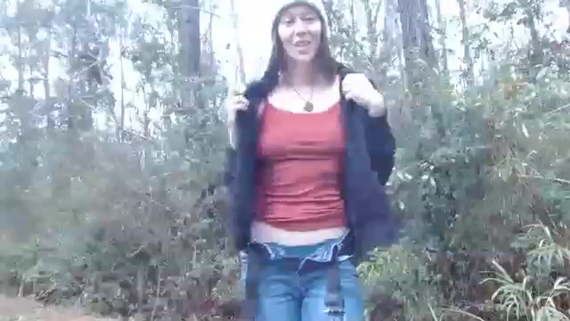 Gallery image thumbnail from GirlOffGrid's myfreecams stream on, 12/22/2022, 22:10 image 12 of 20