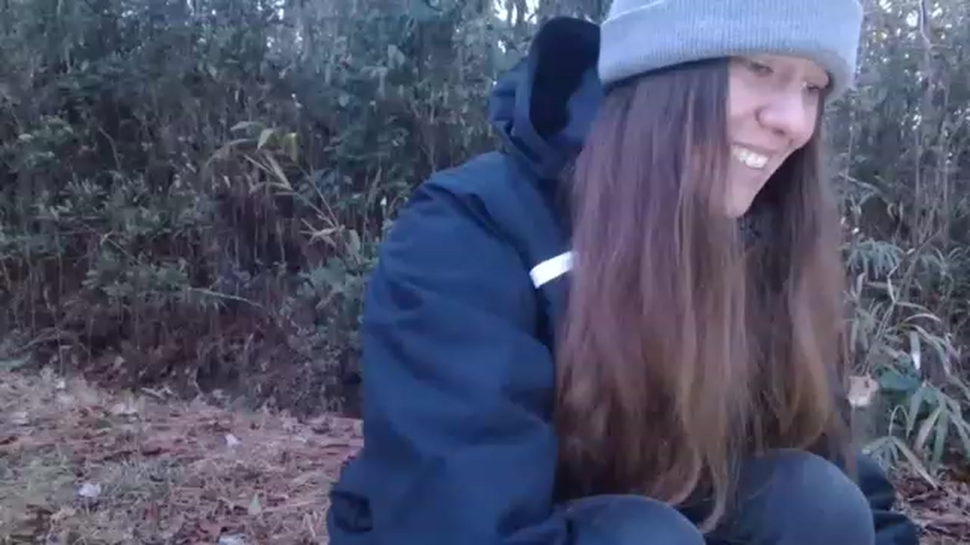Gallery image thumbnail from GirlOffGrid's myfreecams stream on, 12/27/2022, 22:25 image 17 of 20