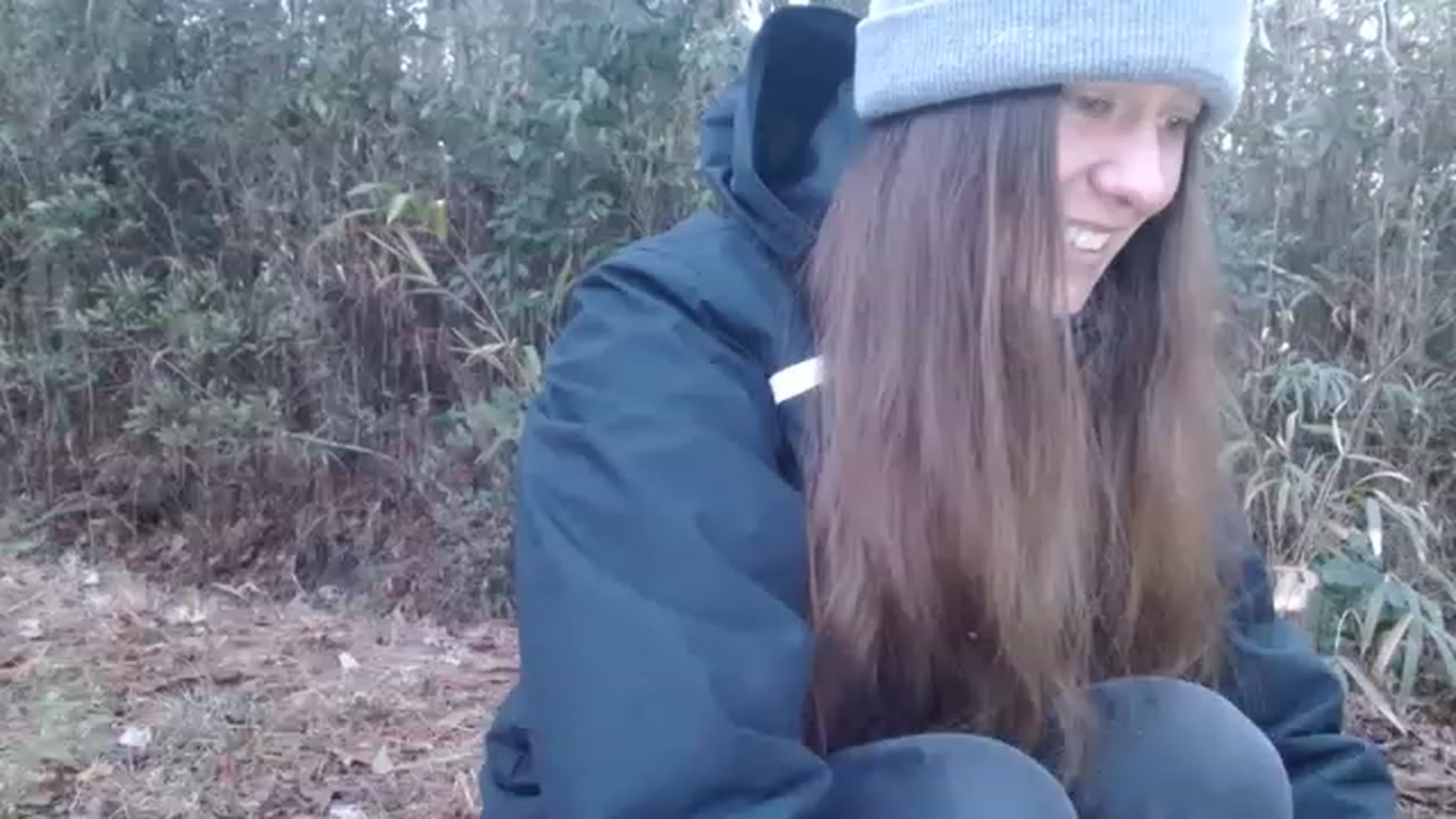 Gallery image thumbnail from GirlOffGrid's myfreecams stream on, 12/27/2022, 22:25 image 14 of 20