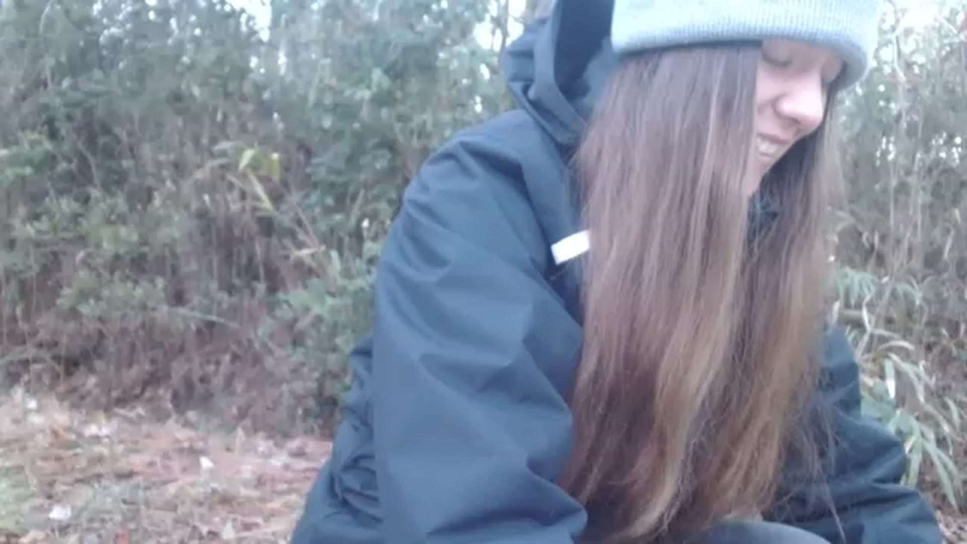 Gallery image thumbnail from GirlOffGrid's myfreecams stream on, 12/27/2022, 22:25 image 9 of 20