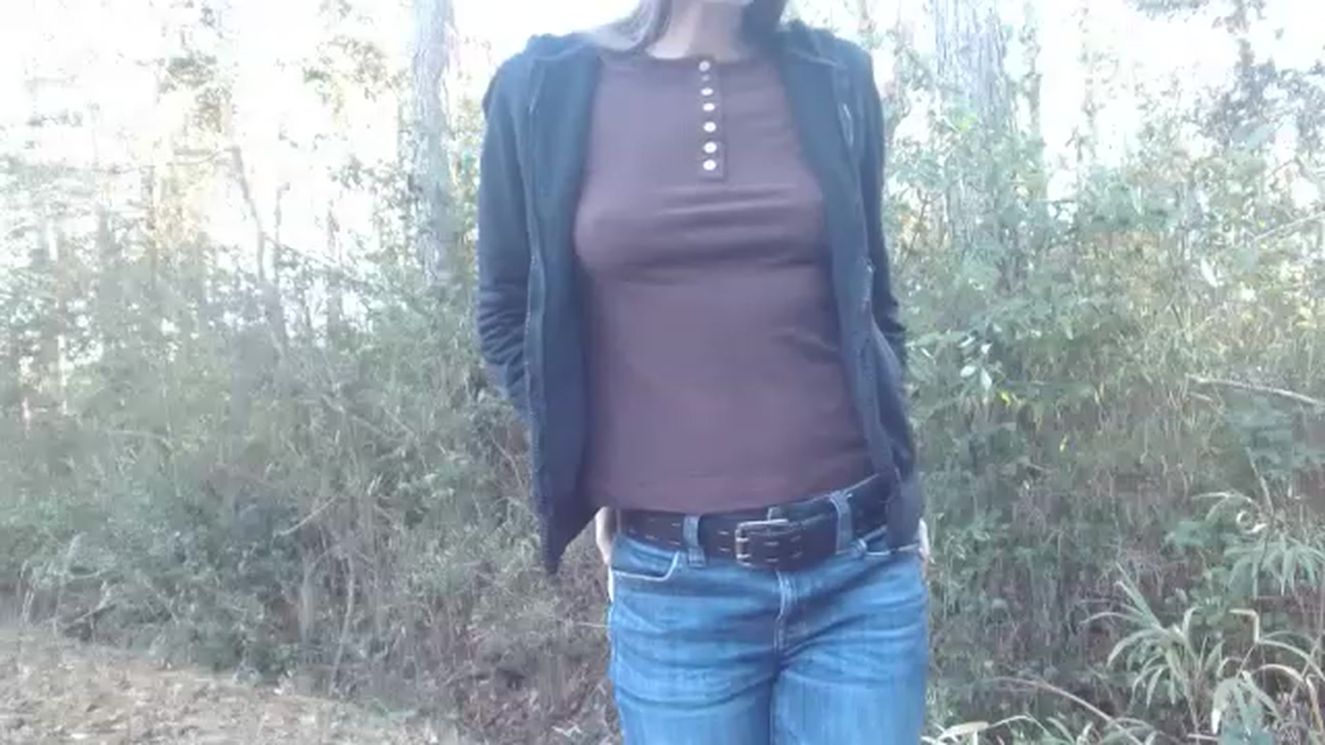 Gallery image thumbnail from GirlOffGrid's myfreecams stream on, 12/29/2022, 21:10 image 18 of 20