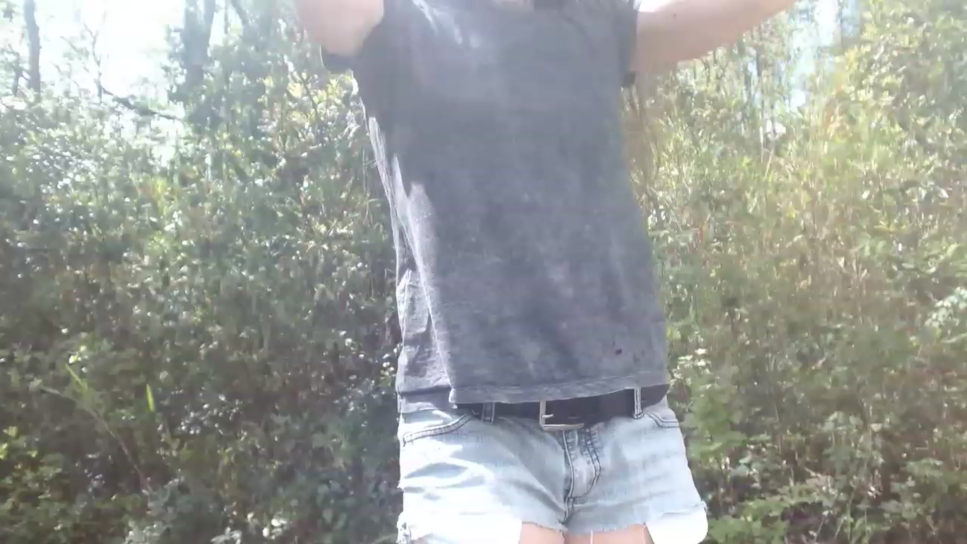 Gallery image thumbnail from GirlOffGrid's myfreecams stream on, 04/07/2023, 16:18 image 5 of 20