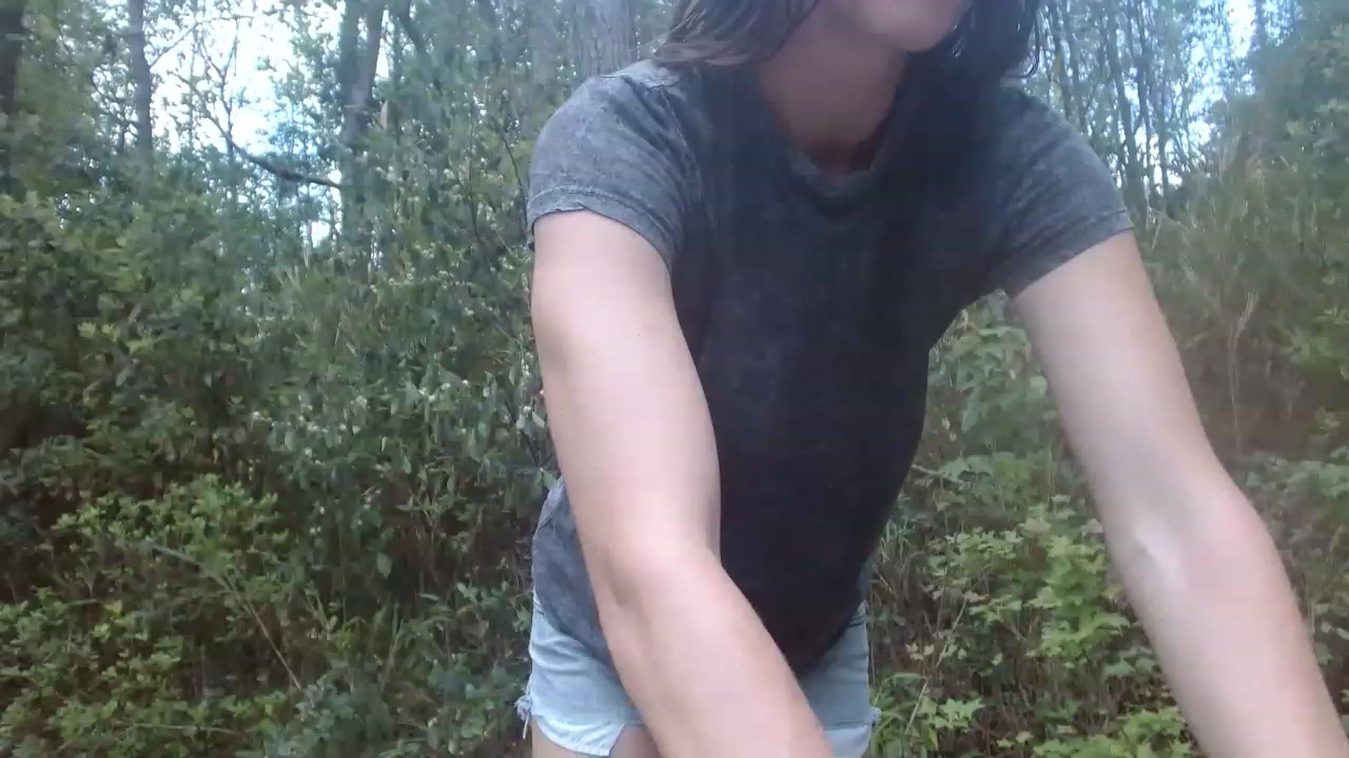 Gallery image thumbnail from GirlOffGrid's myfreecams stream on, 04/07/2023, 16:18 image 20 of 20