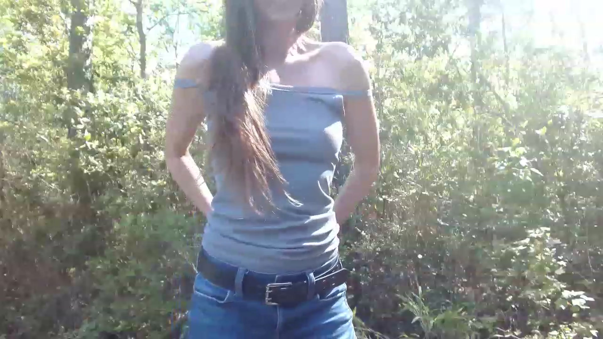 Gallery image thumbnail from GirlOffGrid's myfreecams stream on, 04/13/2023, 19:48 image 19 of 20