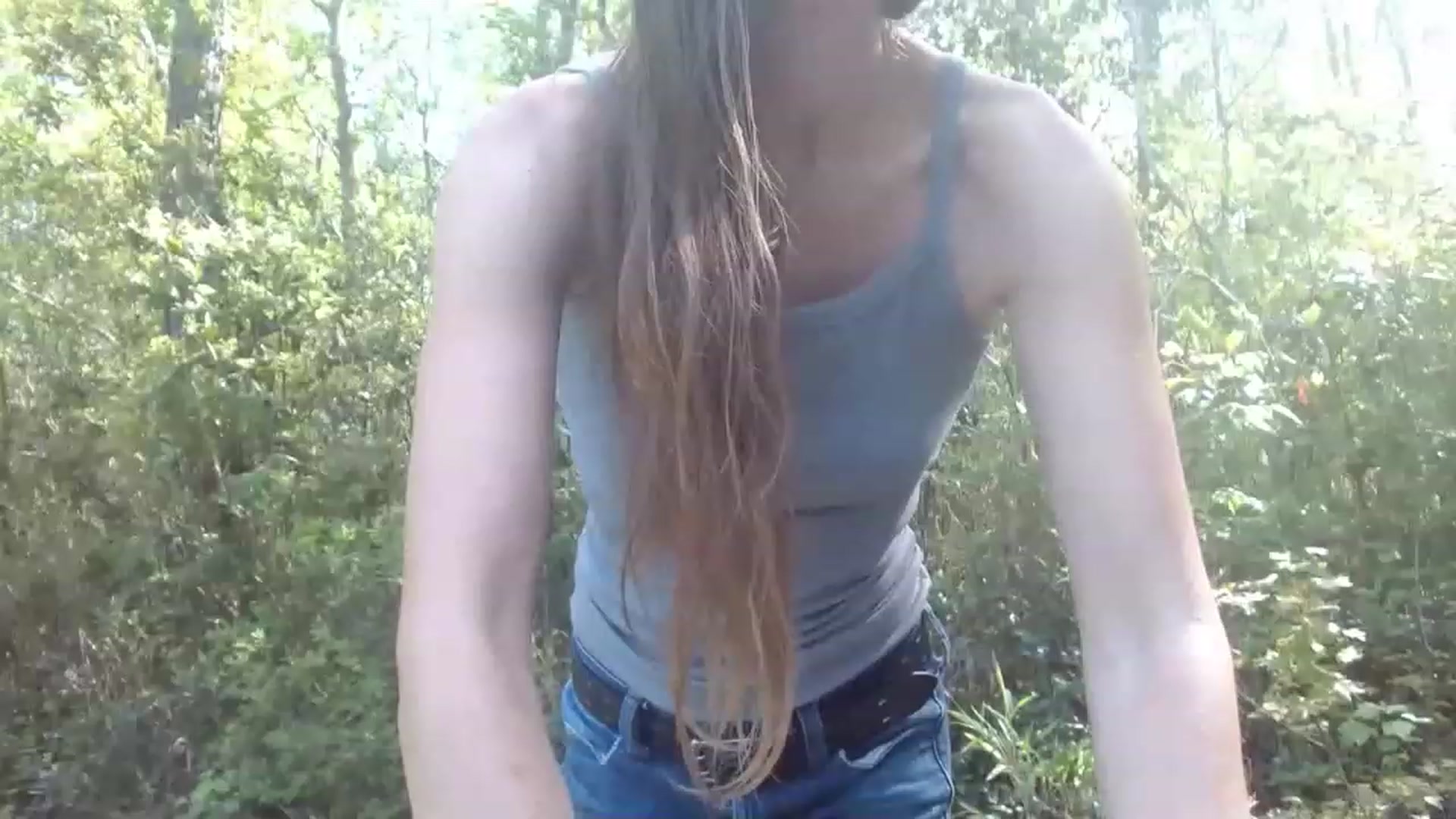 Gallery image thumbnail from GirlOffGrid's myfreecams stream on, 04/13/2023, 20:49 image 4 of 20