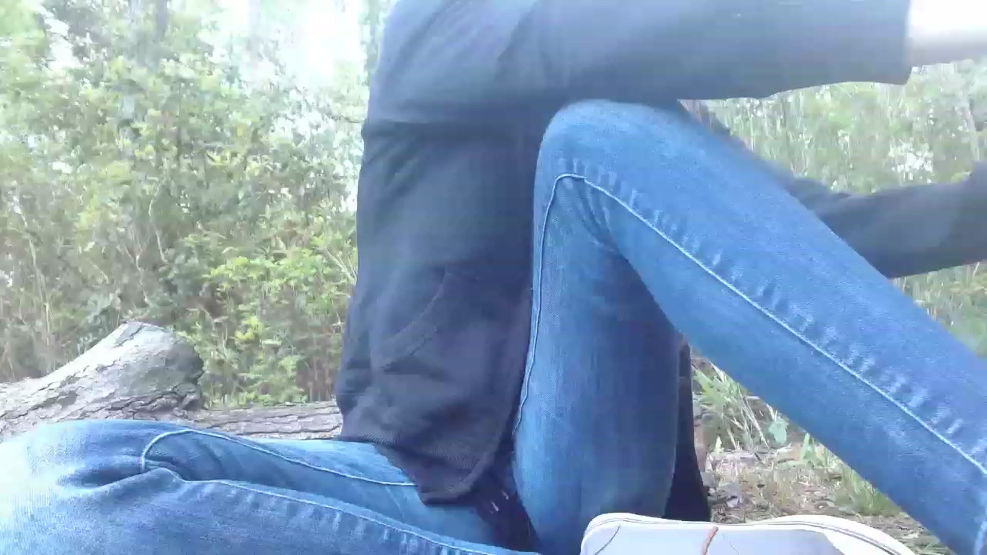 Gallery image thumbnail from GirlOffGrid's myfreecams stream on, 04/13/2023, 22:55 image 19 of 20
