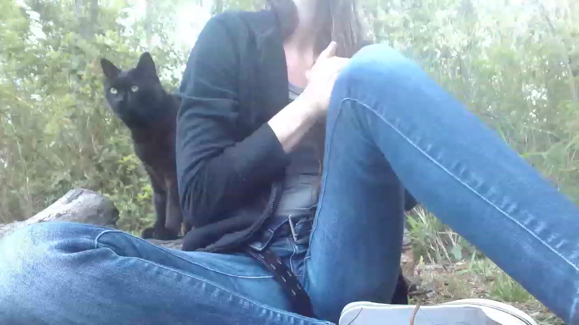 Gallery image thumbnail from GirlOffGrid's myfreecams stream on, 04/13/2023, 22:55 image 17 of 20
