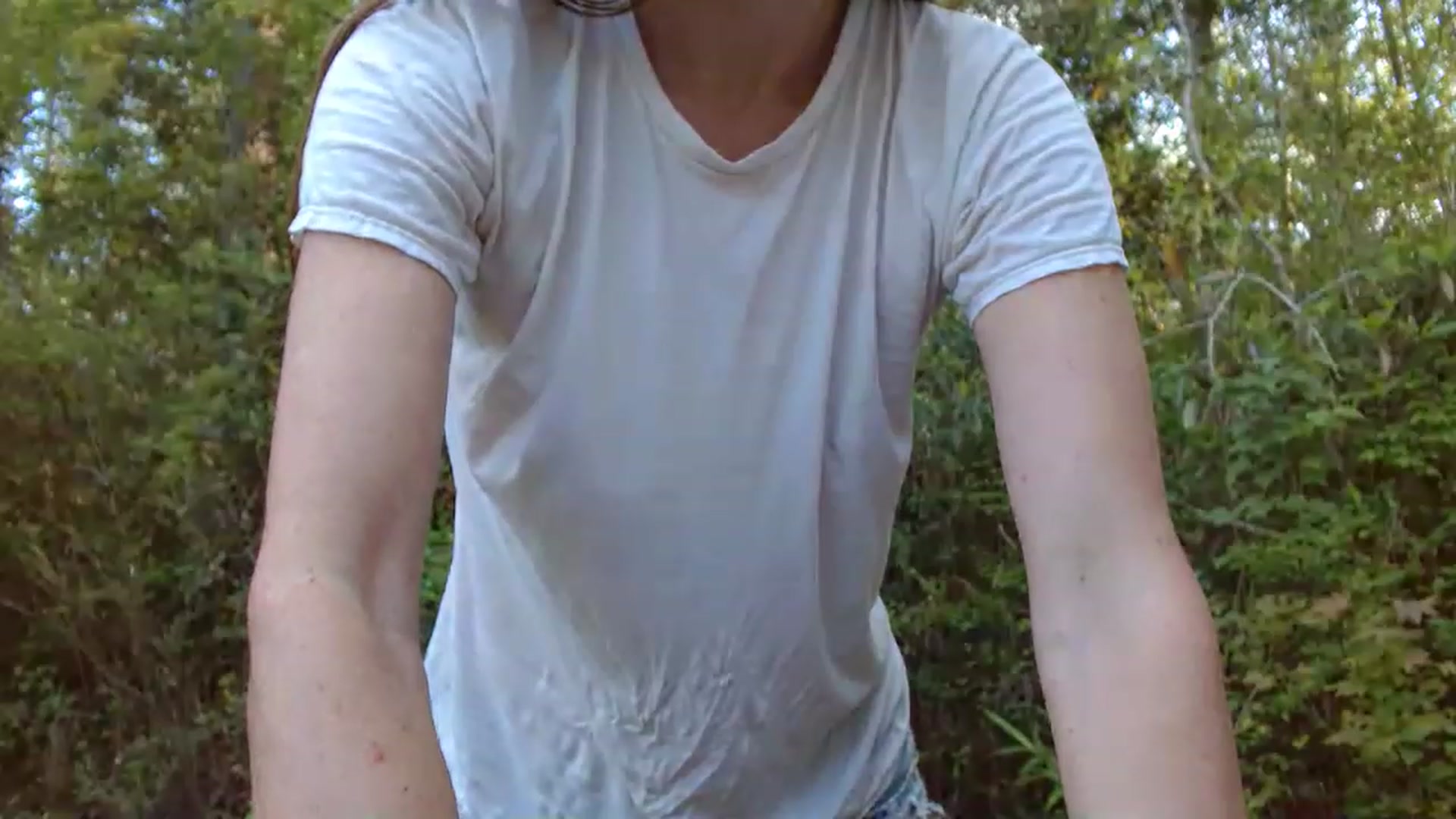 Gallery image thumbnail from GirlOffGrid's myfreecams stream on, 04/15/2023, 22:27 image 17 of 20