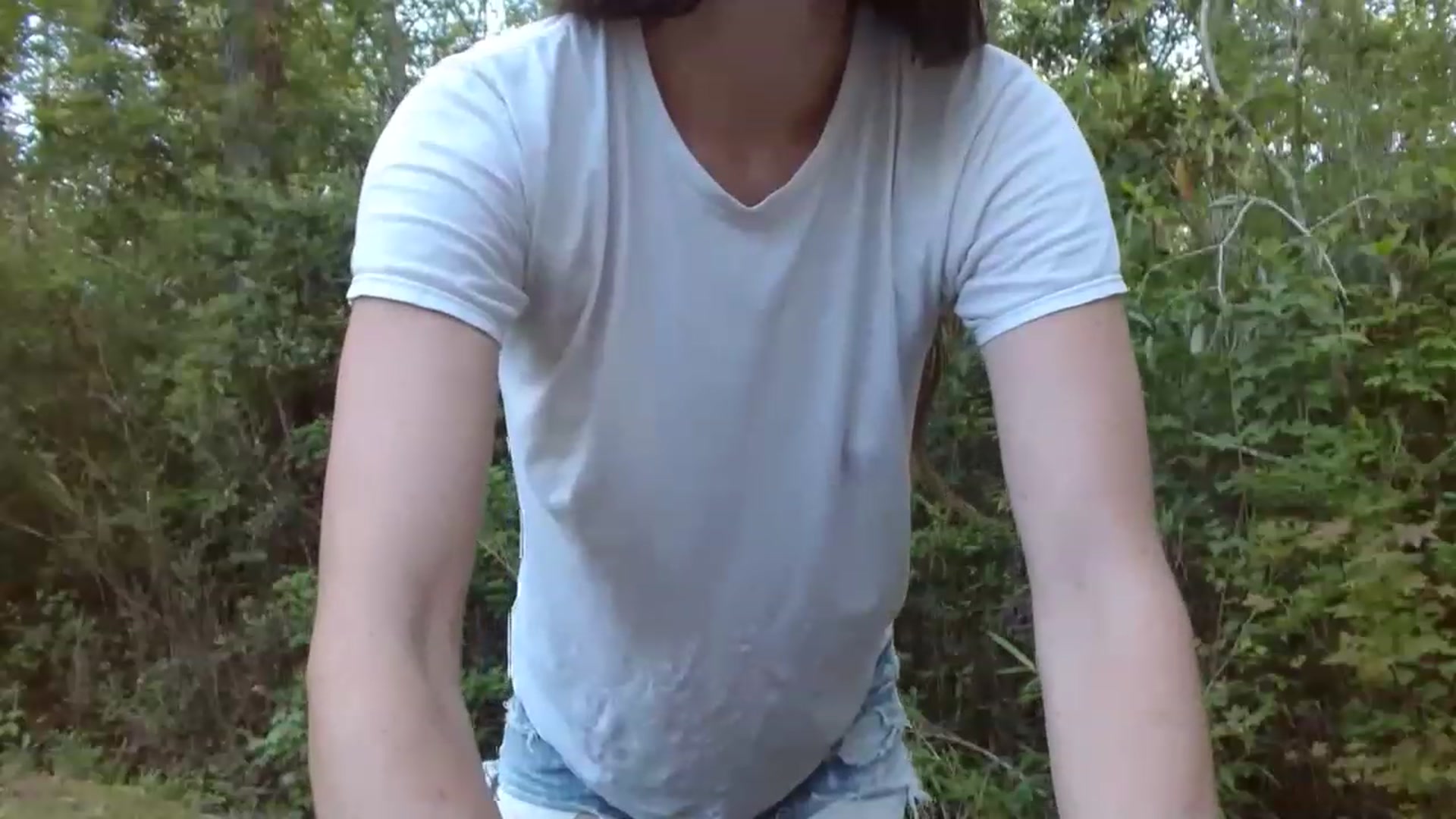 Gallery image thumbnail from GirlOffGrid's myfreecams stream on, 04/15/2023, 22:27 image 18 of 20