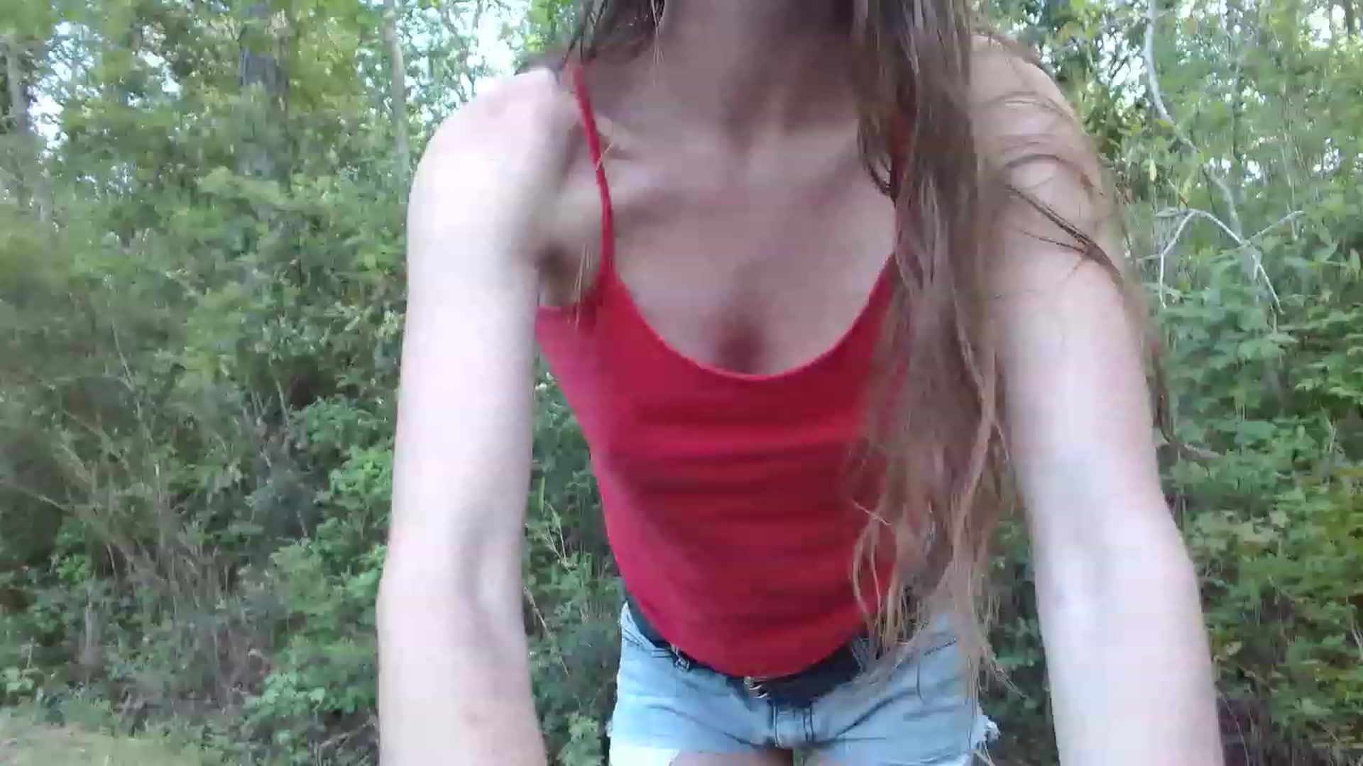 Gallery image thumbnail from GirlOffGrid's myfreecams stream on, 04/16/2023, 23:12 image 12 of 20