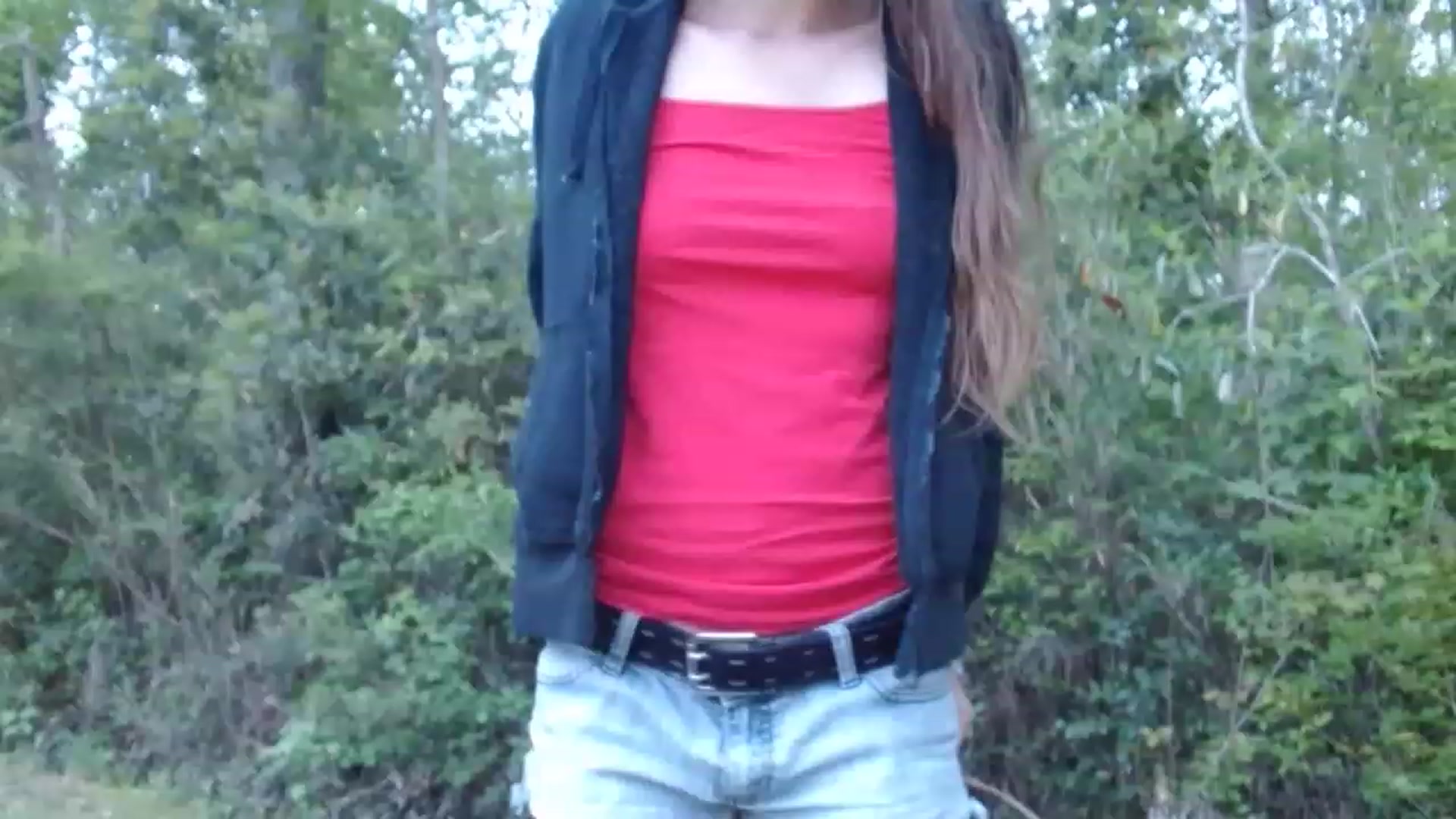 Gallery image thumbnail from GirlOffGrid's myfreecams stream on, 04/16/2023, 23:59 image 12 of 20