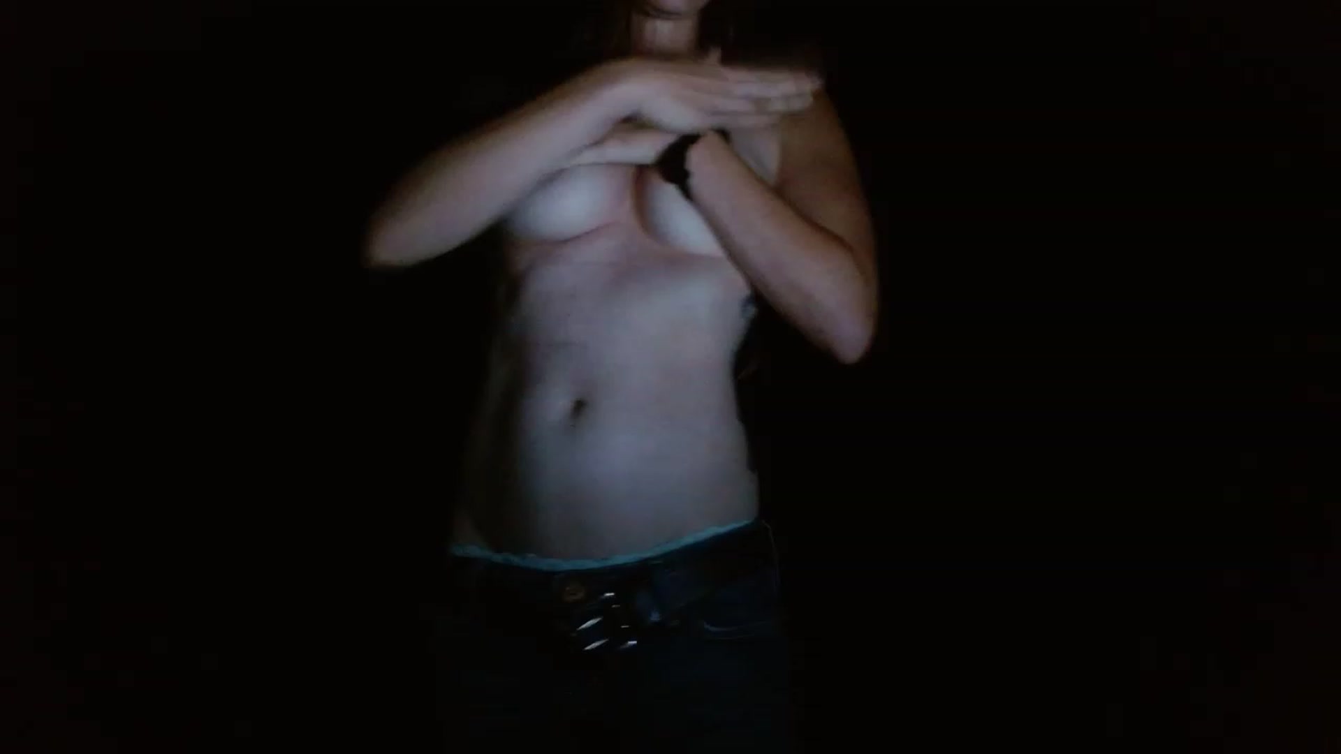 Gallery image thumbnail from GirlOffGrid's myfreecams stream on, 05/16/2023, 05:46 image 7 of 20