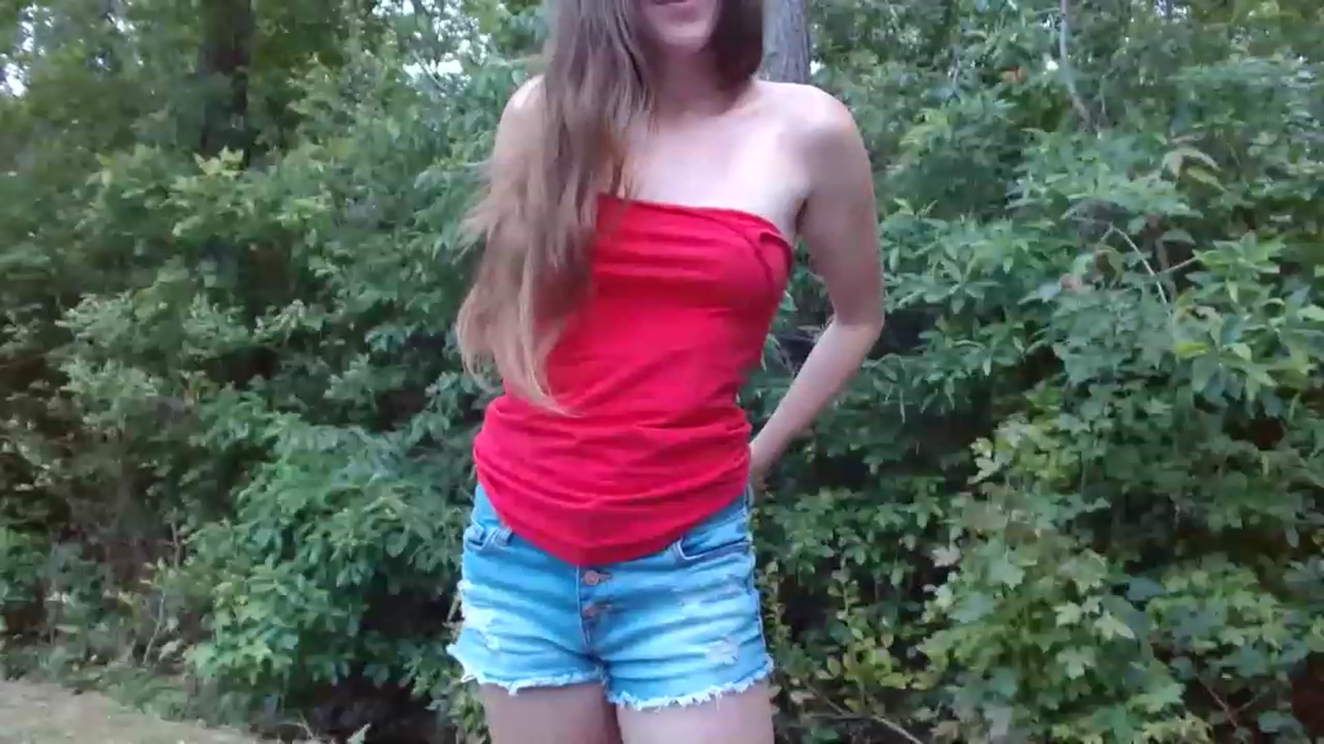 Gallery image thumbnail from GirlOffGrid's myfreecams stream on, 05/23/2023, 19:21 image 19 of 20