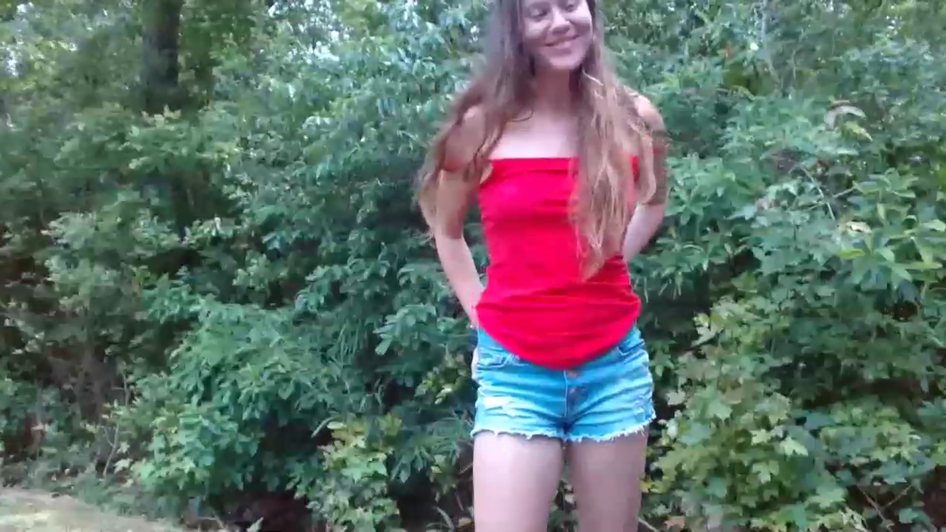 Gallery image thumbnail from GirlOffGrid's myfreecams stream on, 05/23/2023, 19:21 image 13 of 20